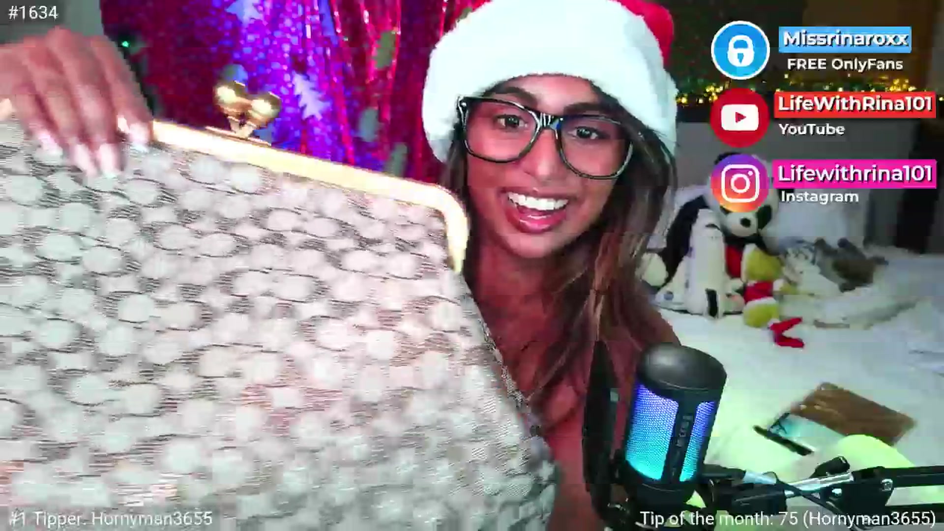 Gallery image thumbnail from Missrinaroxx's myfreecams stream on, 12/01/2025, 21:50 image 4 of 20