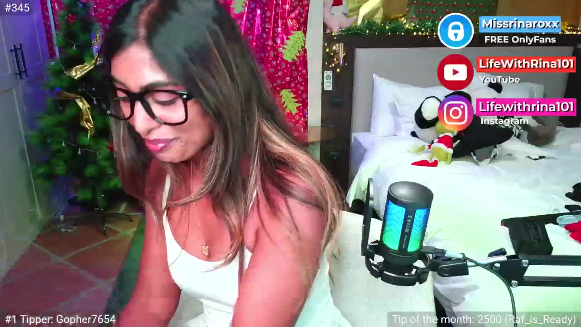 Gallery image thumbnail from Missrinaroxx's myfreecams stream on, 12/03/2025, 22:12 image 2 of 20