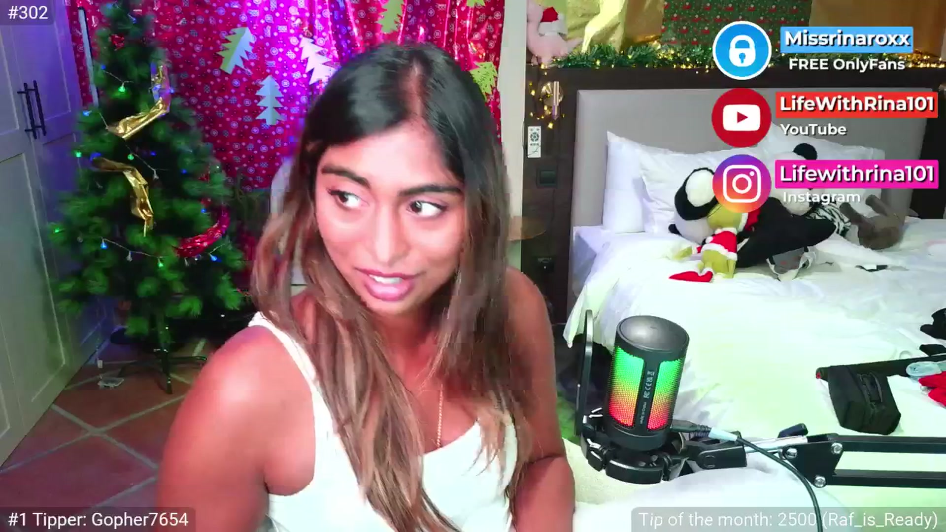 Gallery image thumbnail from Missrinaroxx's myfreecams stream on, 12/03/2025, 22:12 image 18 of 20