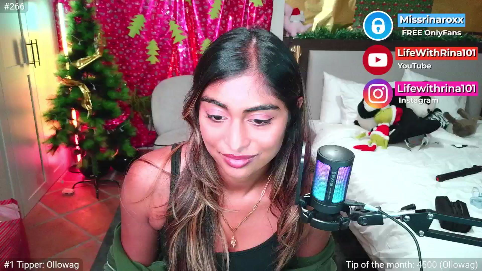 Gallery image thumbnail from Missrinaroxx's myfreecams stream on, 12/04/2025, 22:27 image 16 of 20