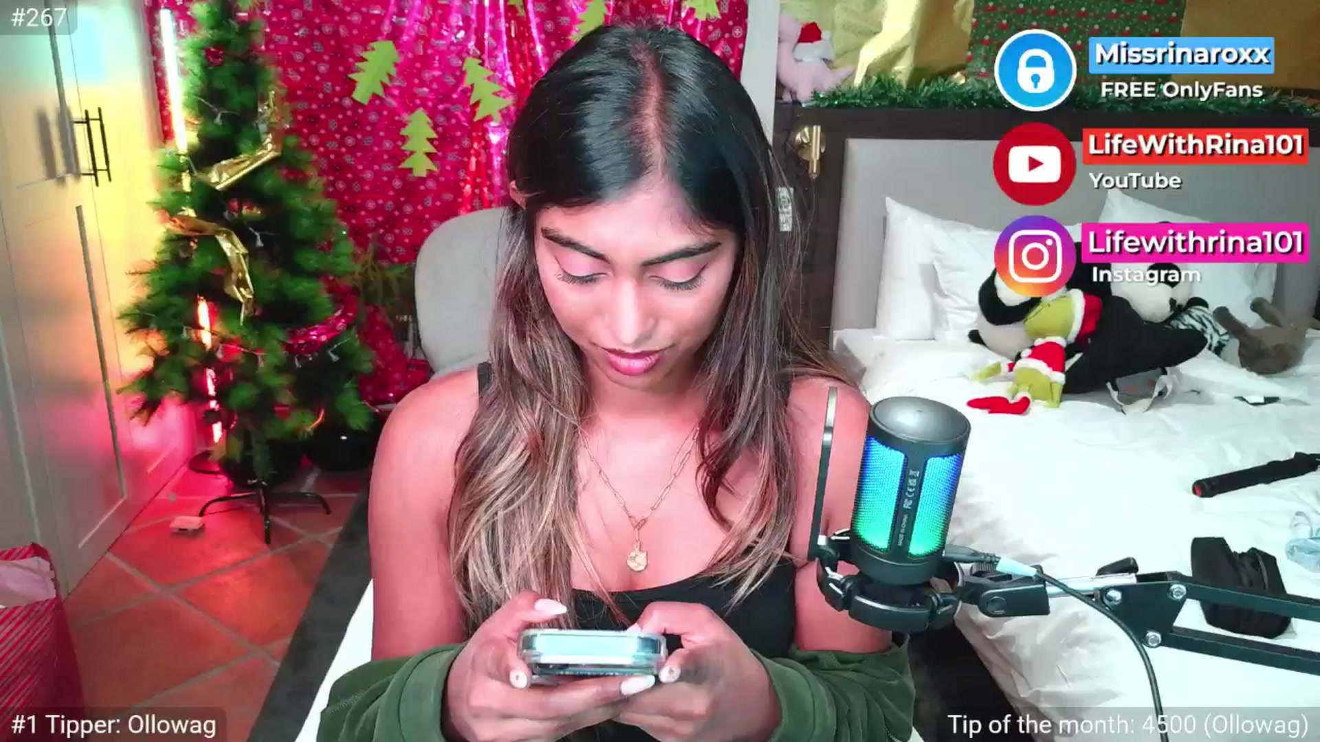 Gallery image thumbnail from Missrinaroxx's myfreecams stream on, 12/04/2025, 22:27 image 13 of 20