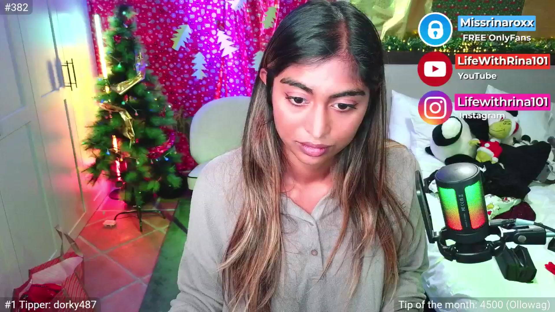 Gallery image thumbnail from Missrinaroxx's myfreecams stream on, 12/07/2025, 22:12 image 16 of 20