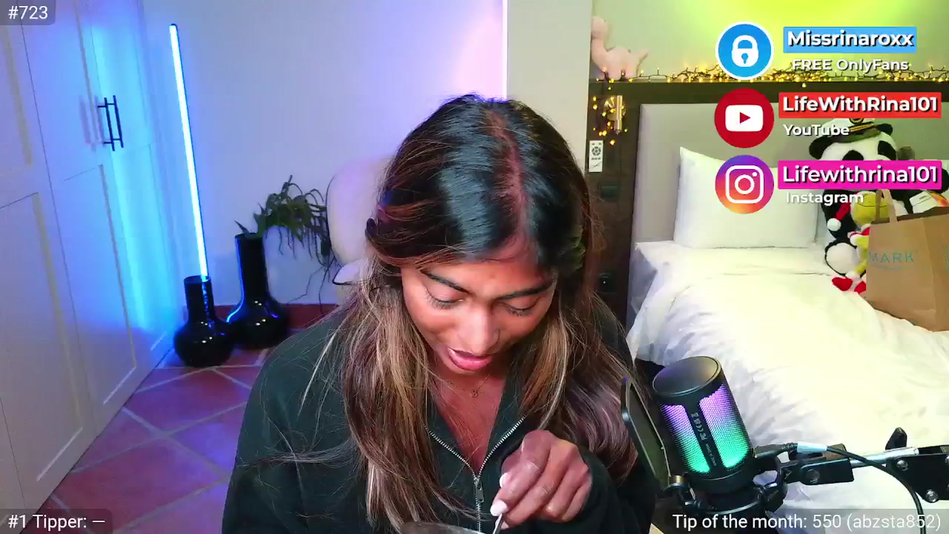 Gallery image thumbnail from Missrinaroxx's myfreecams stream on, 04/06/2026, 20:02 image 3 of 20