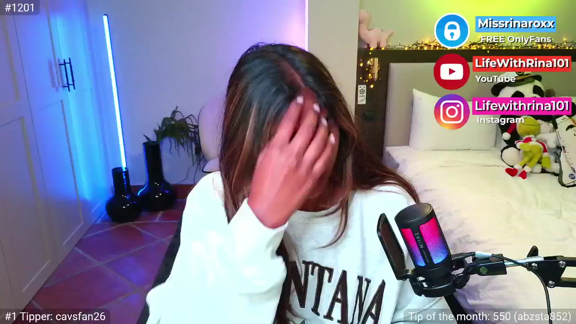 Gallery image thumbnail from Missrinaroxx's myfreecams stream on, 04/10/2026, 19:38 image 20 of 20