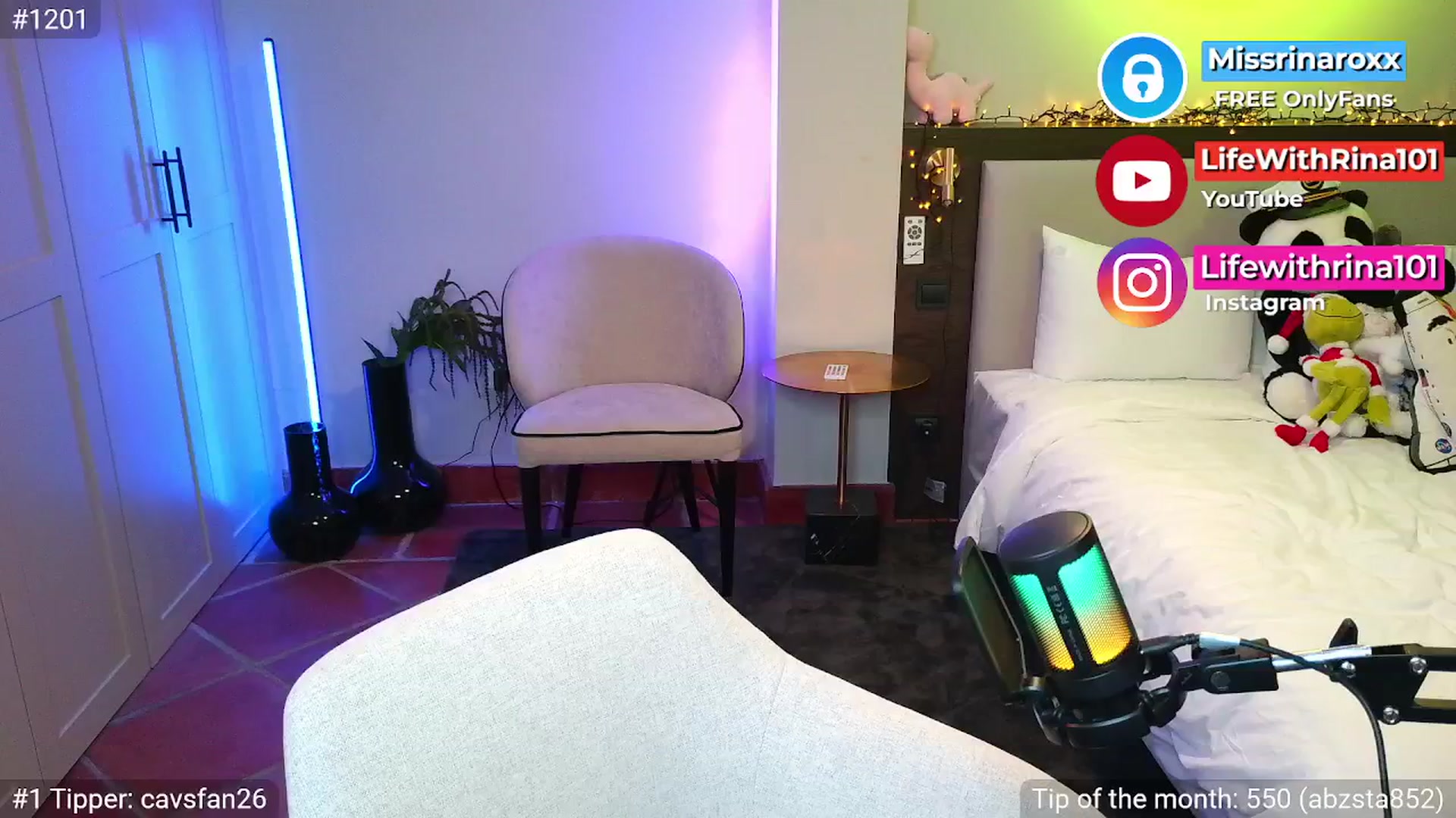 Gallery image thumbnail from Missrinaroxx's myfreecams stream on, 04/10/2026, 19:38 image 14 of 20