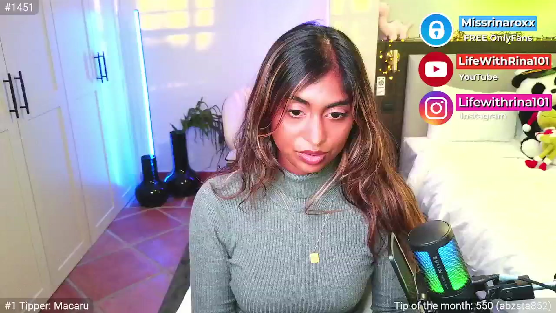 Gallery image thumbnail from Missrinaroxx's myfreecams stream on, 04/12/2026, 19:39 image 5 of 20