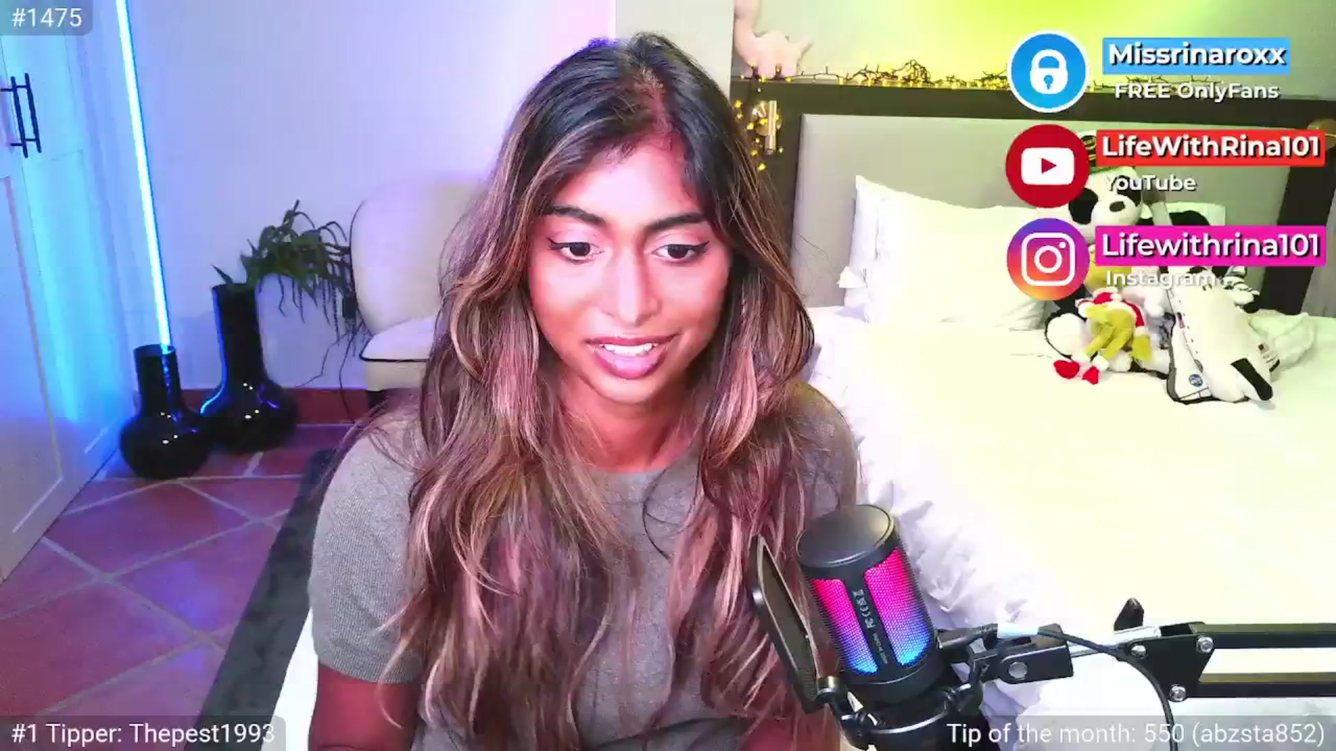 Gallery image thumbnail from Missrinaroxx's myfreecams stream on, 04/13/2026, 19:05 image 2 of 20