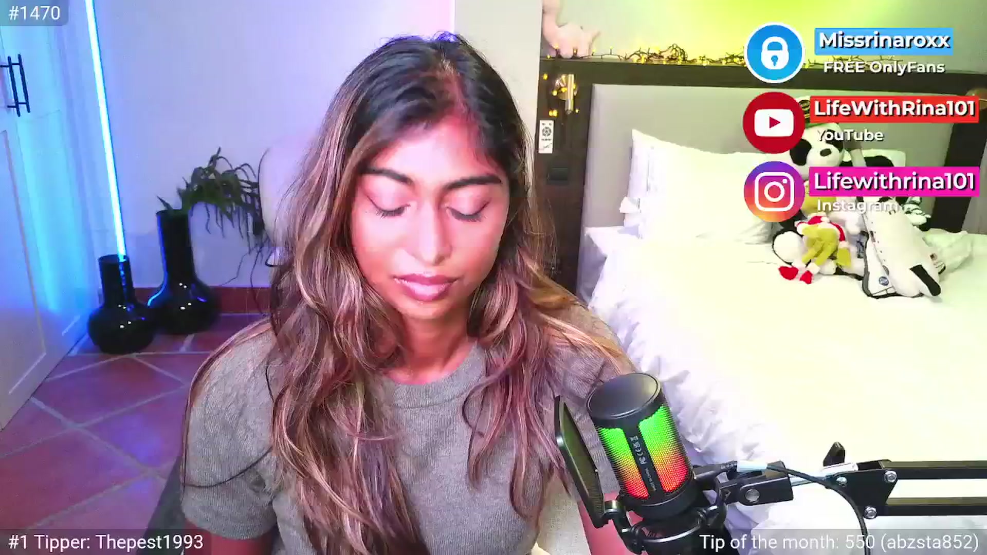 Gallery image thumbnail from Missrinaroxx's myfreecams stream on, 04/13/2026, 19:05 image 10 of 20