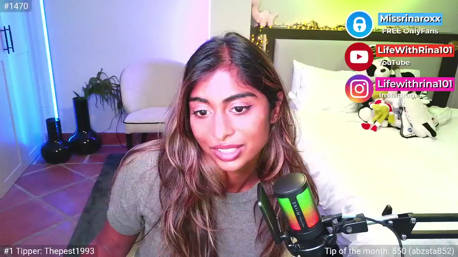Gallery image thumbnail from Missrinaroxx's myfreecams stream on, 04/13/2026, 19:05 image 12 of 20