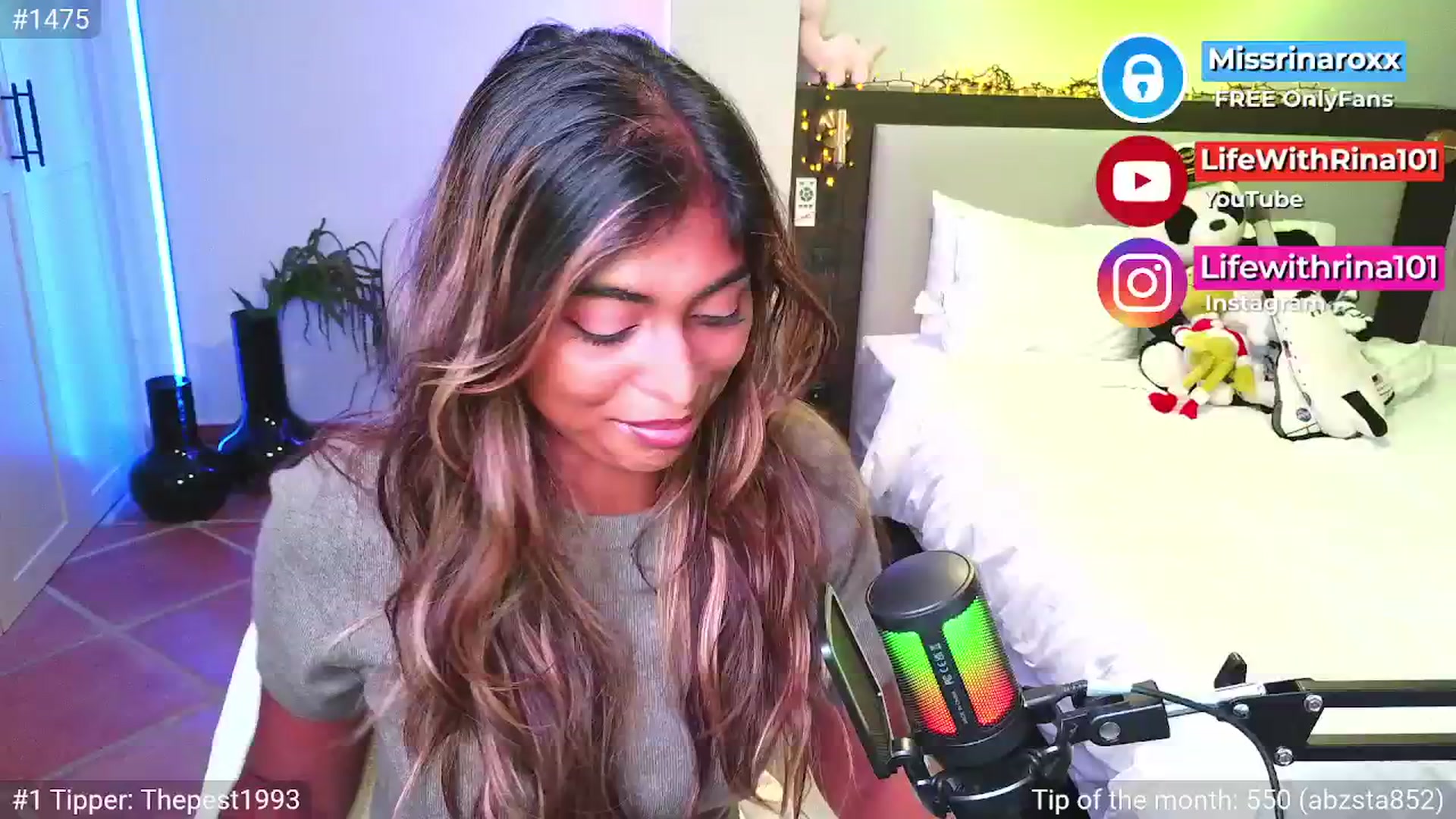 Gallery image thumbnail from Missrinaroxx's myfreecams stream on, 04/13/2026, 19:05 image 1 of 20