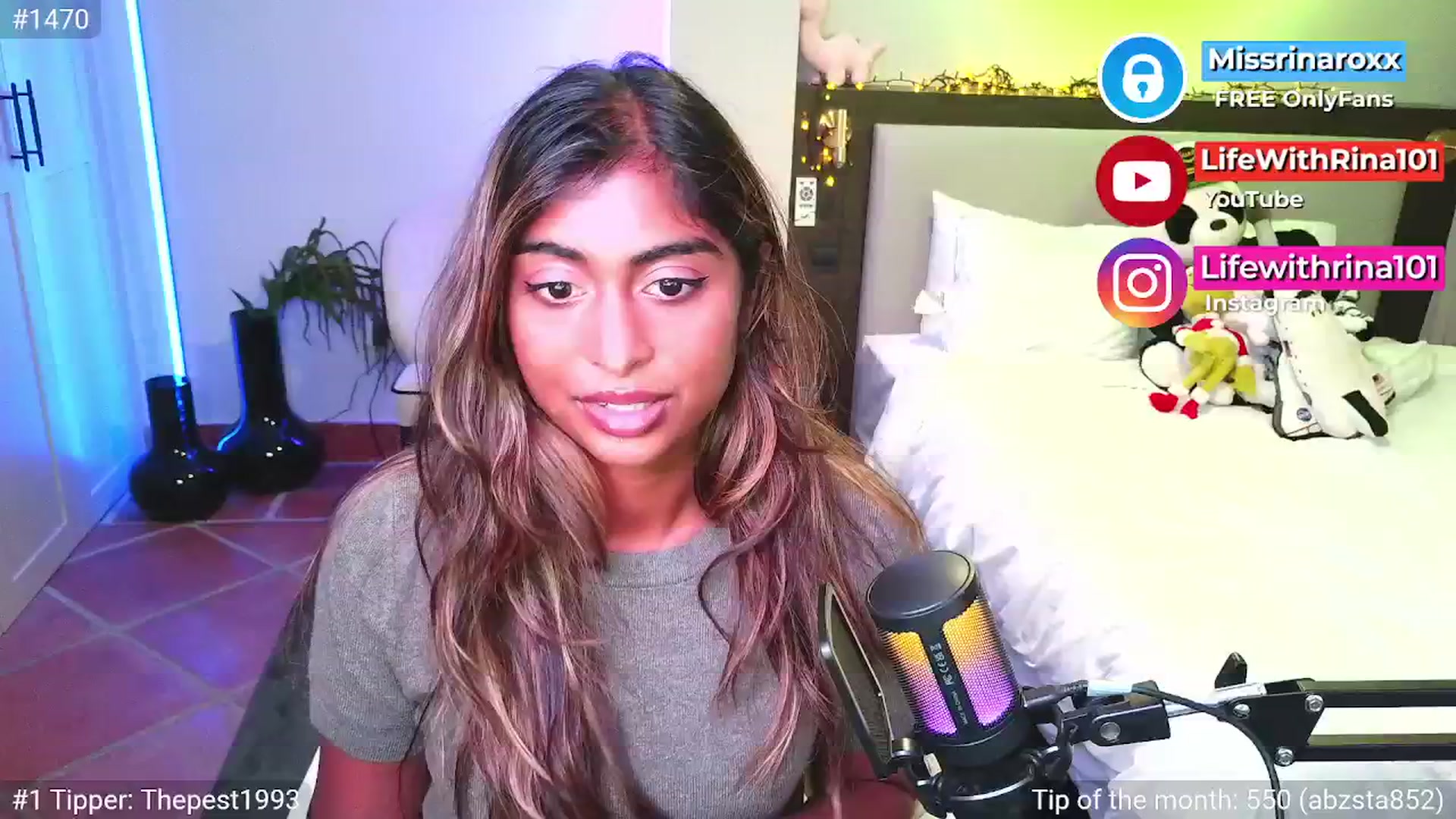 Gallery image thumbnail from Missrinaroxx's myfreecams stream on, 04/13/2026, 19:05 image 15 of 20