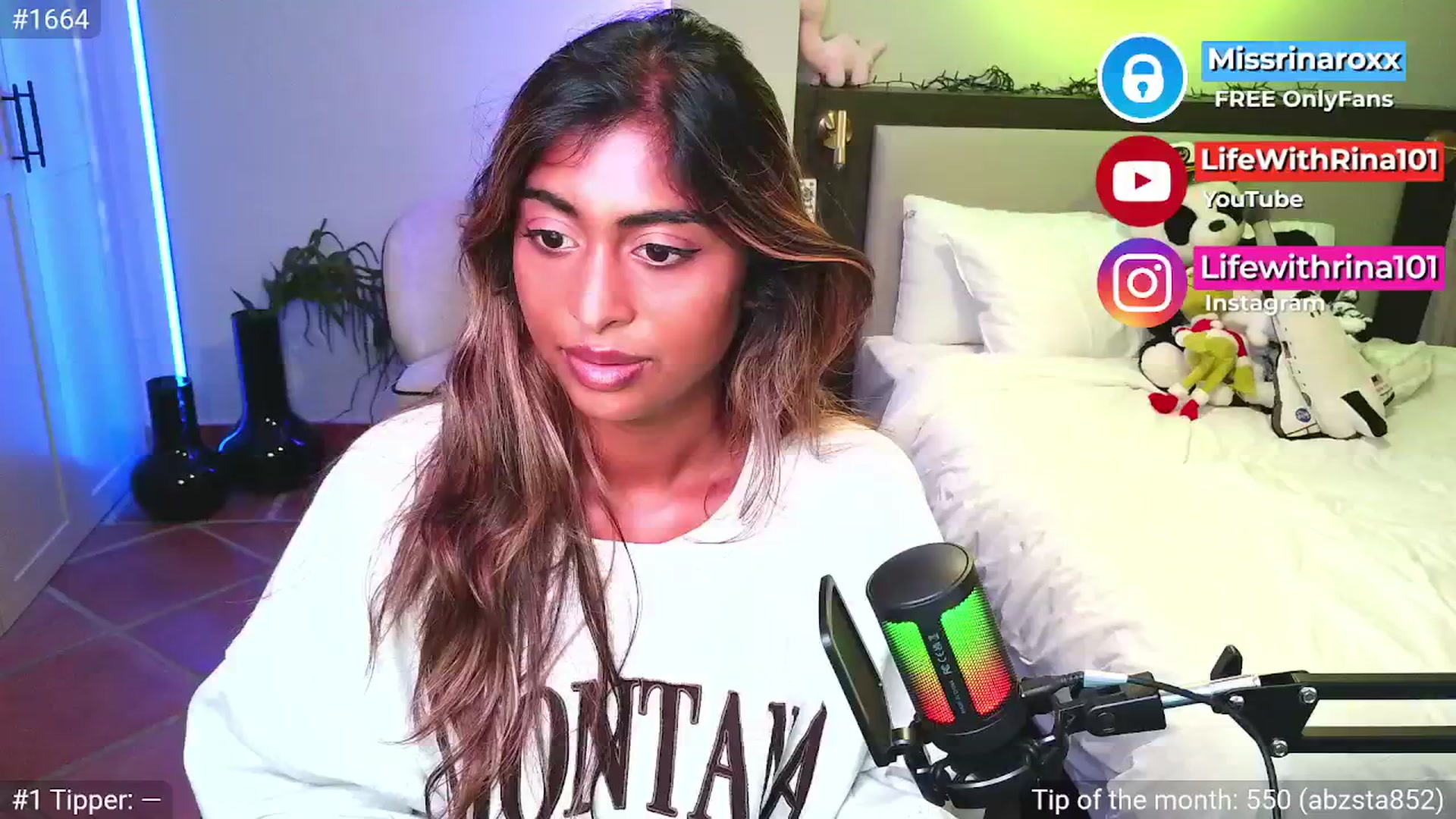 Gallery image thumbnail from Missrinaroxx's myfreecams stream on, 04/15/2026, 19:16 image 2 of 20