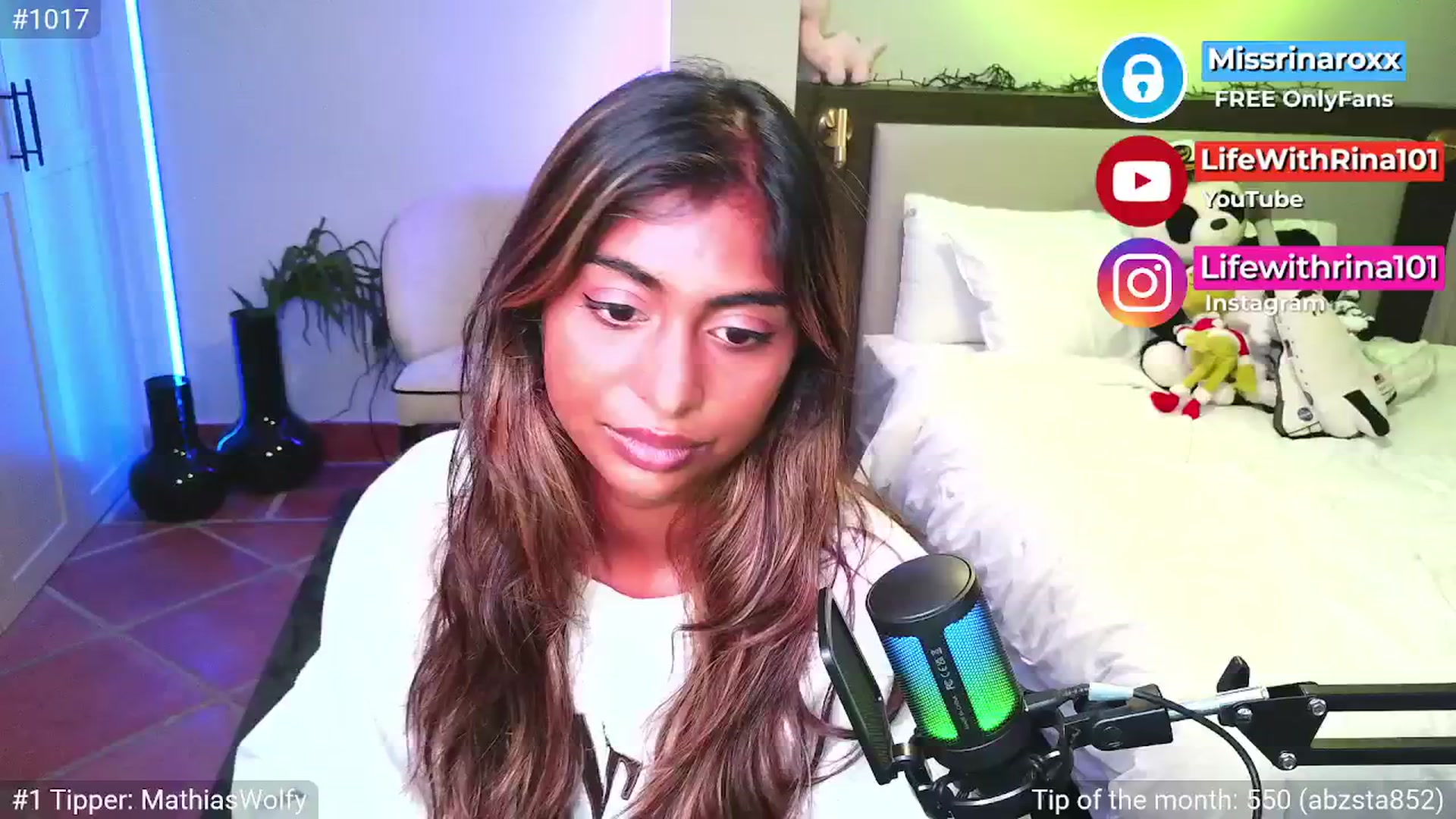 Gallery image thumbnail from Missrinaroxx's myfreecams stream on, 04/15/2026, 19:16 image 19 of 20