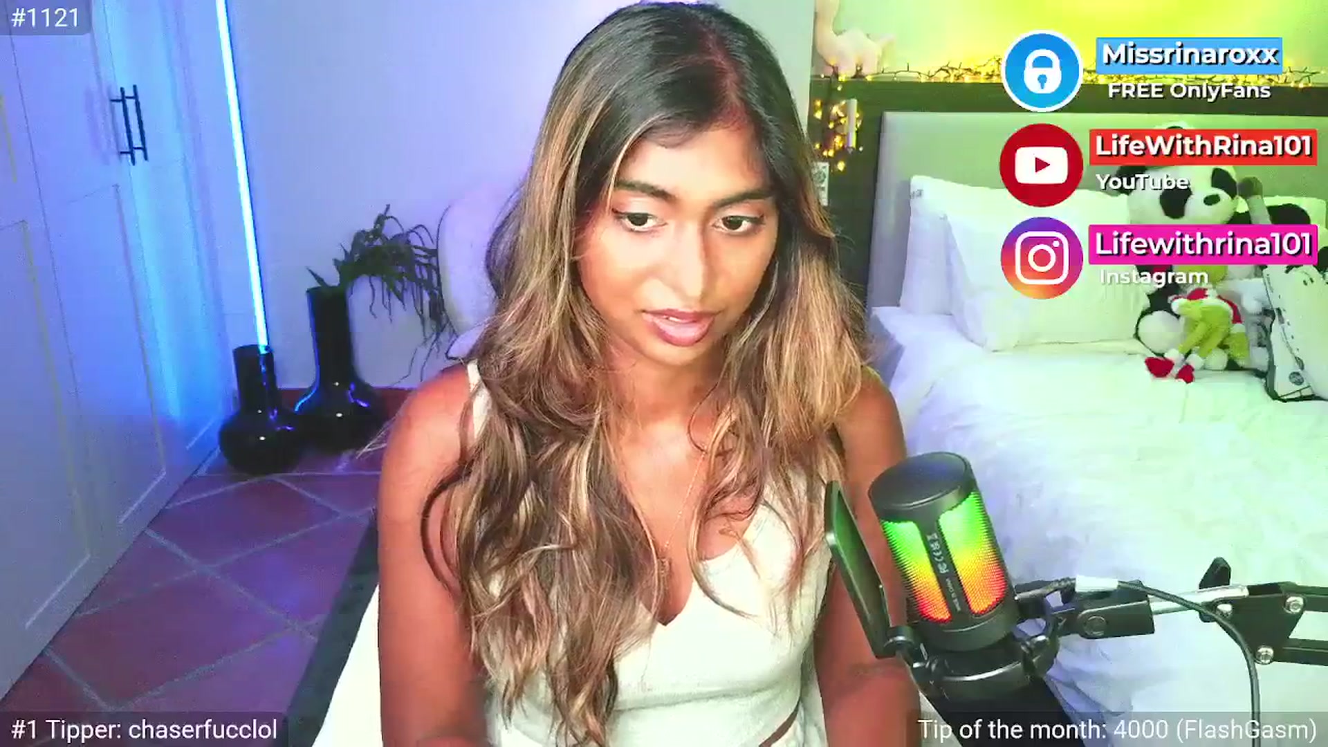 Gallery image thumbnail from Missrinaroxx's myfreecams stream on, 04/20/2026, 19:31 image 16 of 20