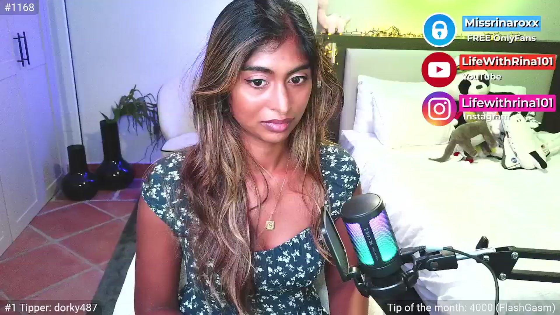 Gallery image thumbnail from Missrinaroxx's myfreecams stream on, 04/22/2026, 19:55 image 8 of 20