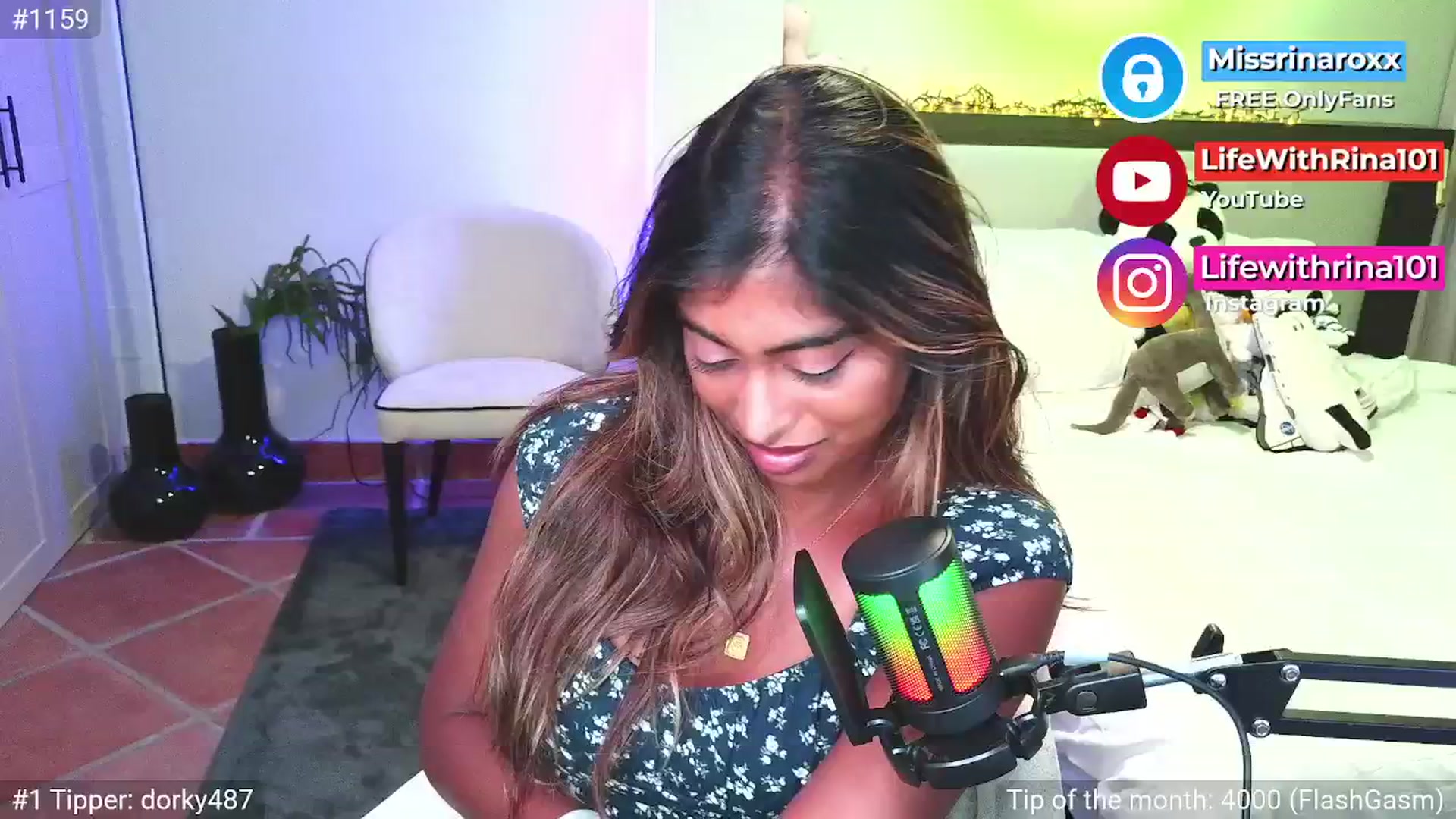 Gallery image thumbnail from Missrinaroxx's myfreecams stream on, 04/22/2026, 19:55 image 10 of 20