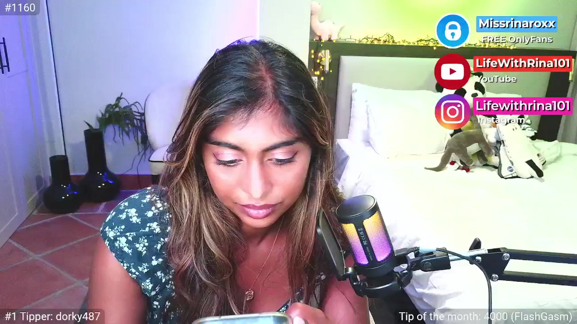 Gallery image thumbnail from Missrinaroxx's myfreecams stream on, 04/22/2026, 19:55 image 12 of 20