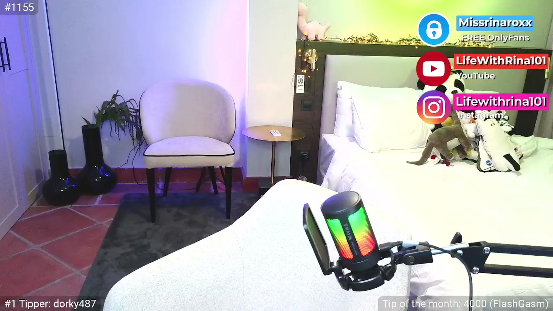 Gallery image thumbnail from Missrinaroxx's myfreecams stream on, 04/22/2026, 19:55 image 19 of 20
