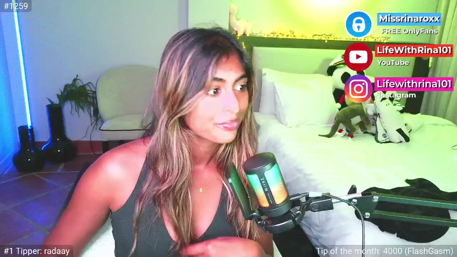 Gallery image thumbnail from Missrinaroxx's myfreecams stream on, 04/24/2026, 19:46 image 7 of 20