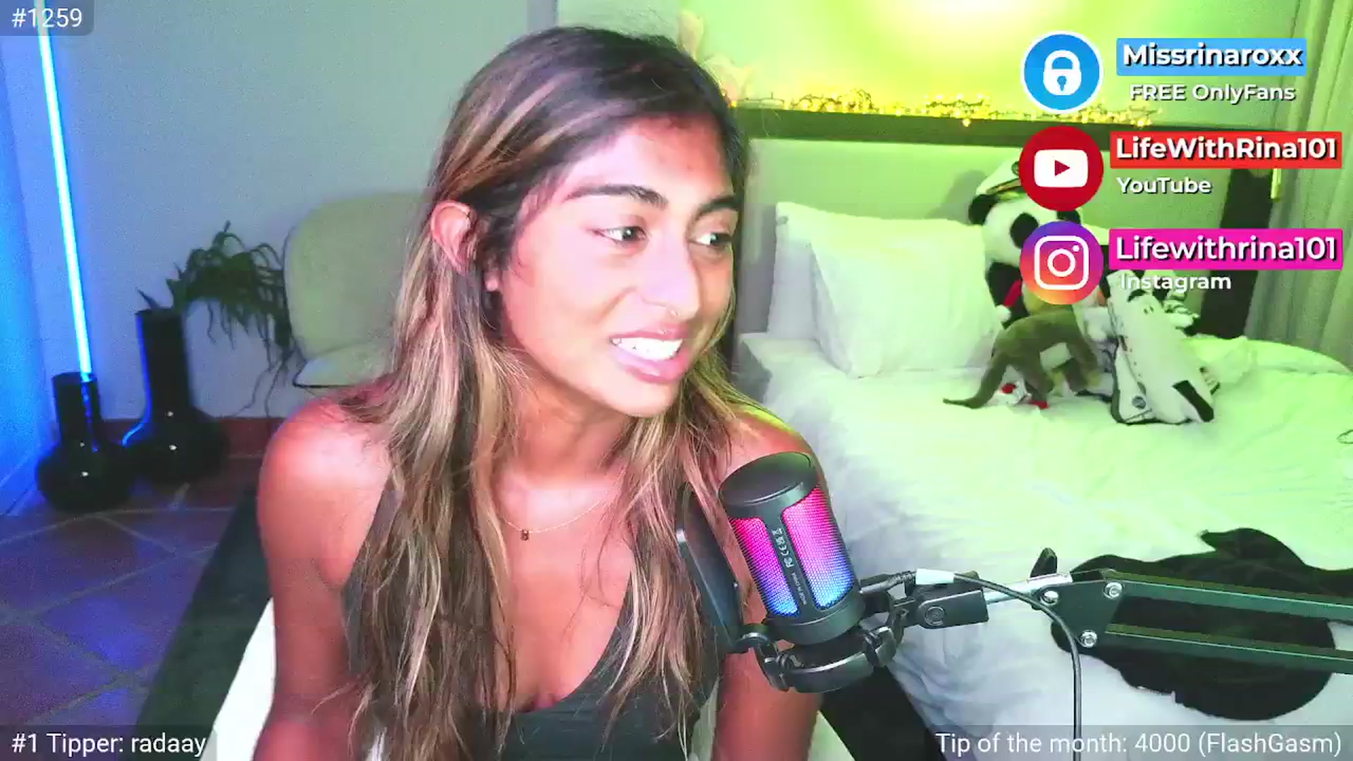 Gallery image thumbnail from Missrinaroxx's myfreecams stream on, 04/24/2026, 19:46 image 9 of 20