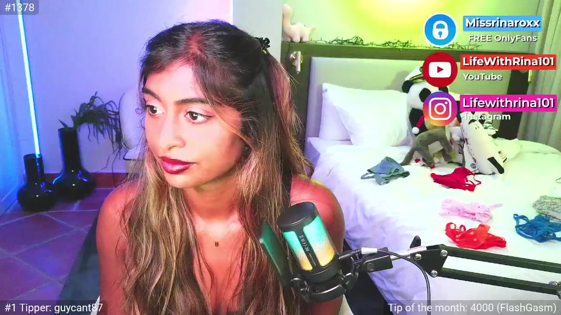 Gallery image thumbnail from Missrinaroxx's myfreecams stream on, 04/27/2026, 20:05 image 4 of 20