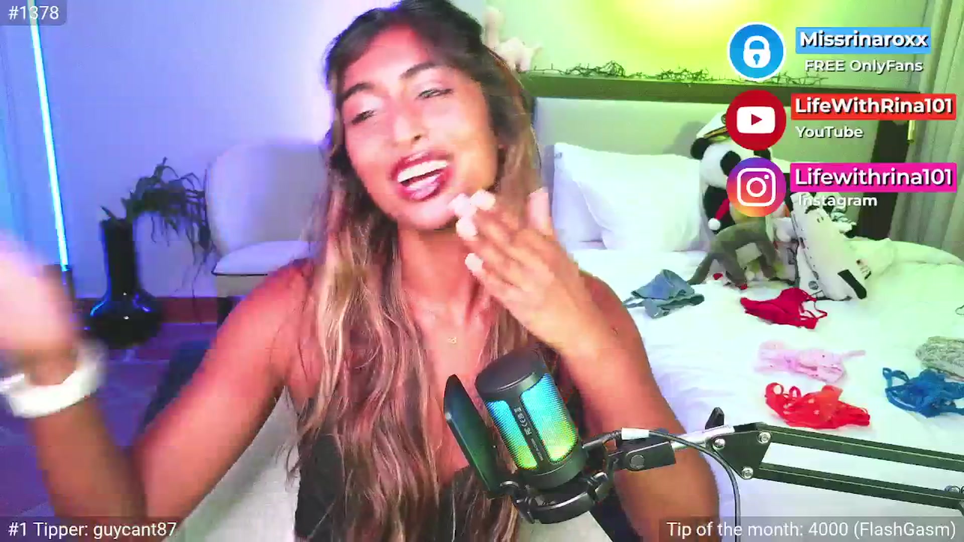 Gallery image thumbnail from Missrinaroxx's myfreecams stream on, 04/27/2026, 20:05 image 7 of 20
