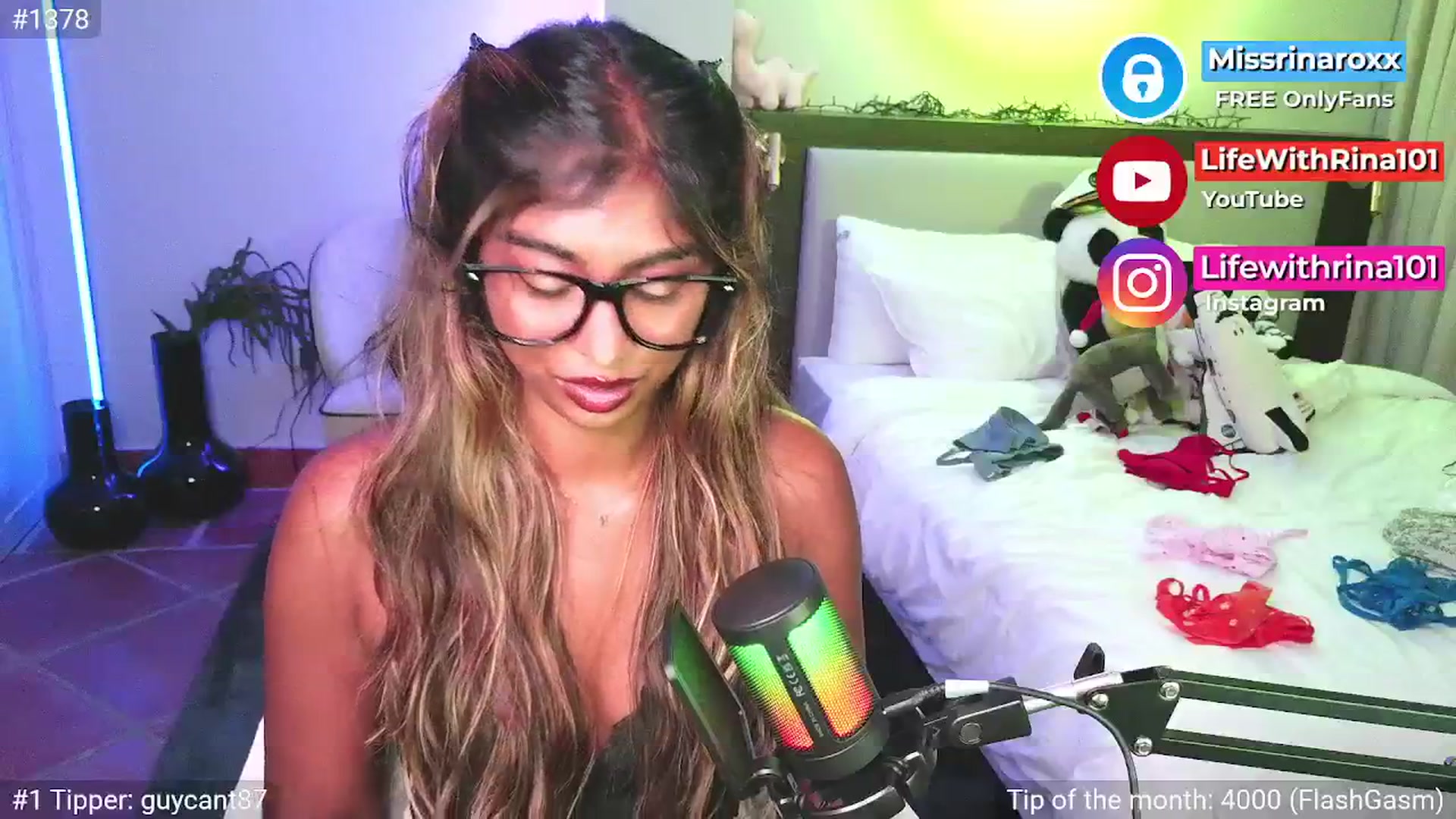 Gallery image thumbnail from Missrinaroxx's myfreecams stream on, 04/27/2026, 20:05 image 14 of 20