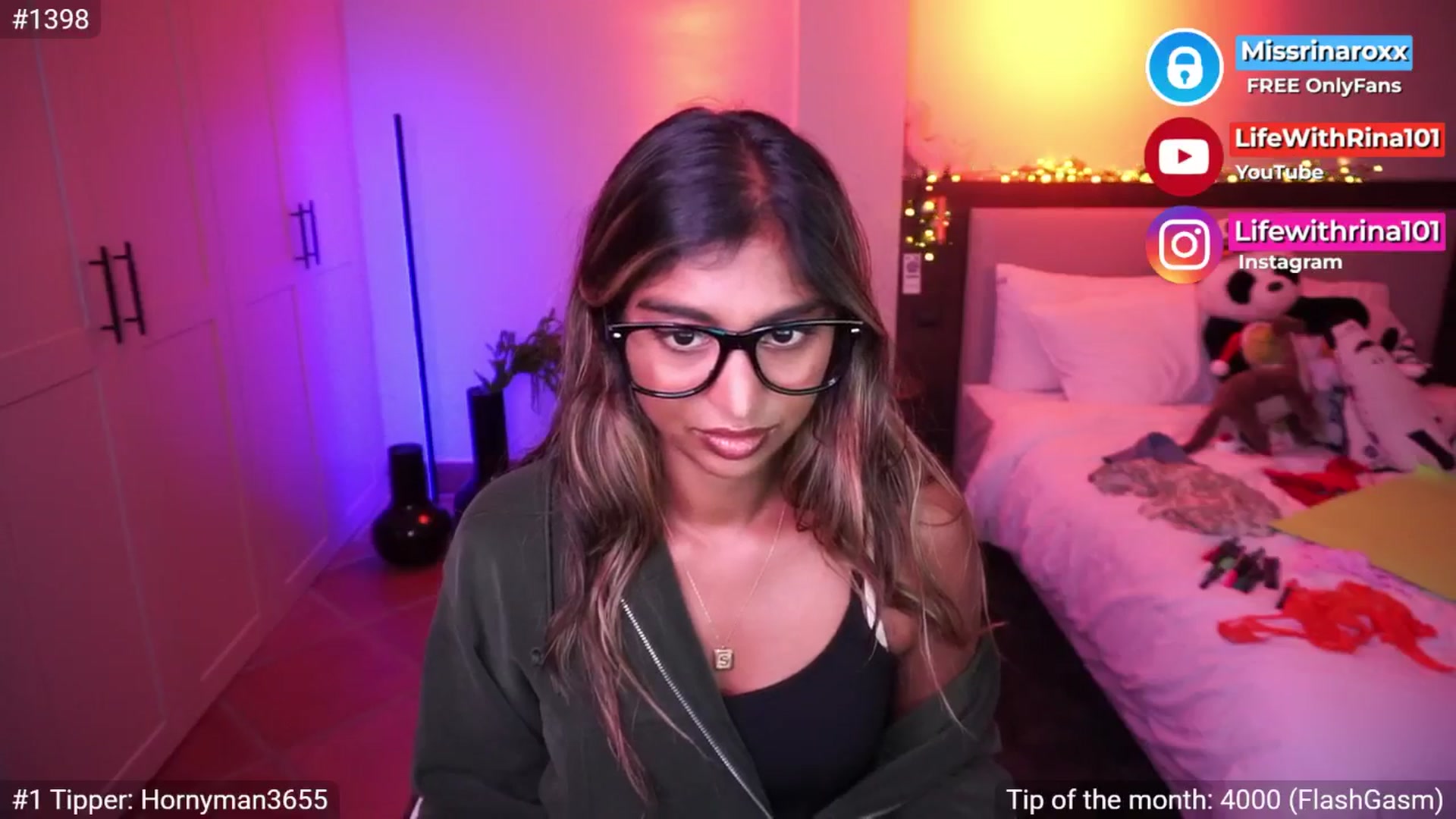 Gallery image thumbnail from Missrinaroxx's myfreecams stream on, 04/30/2026, 18:45 image 15 of 20