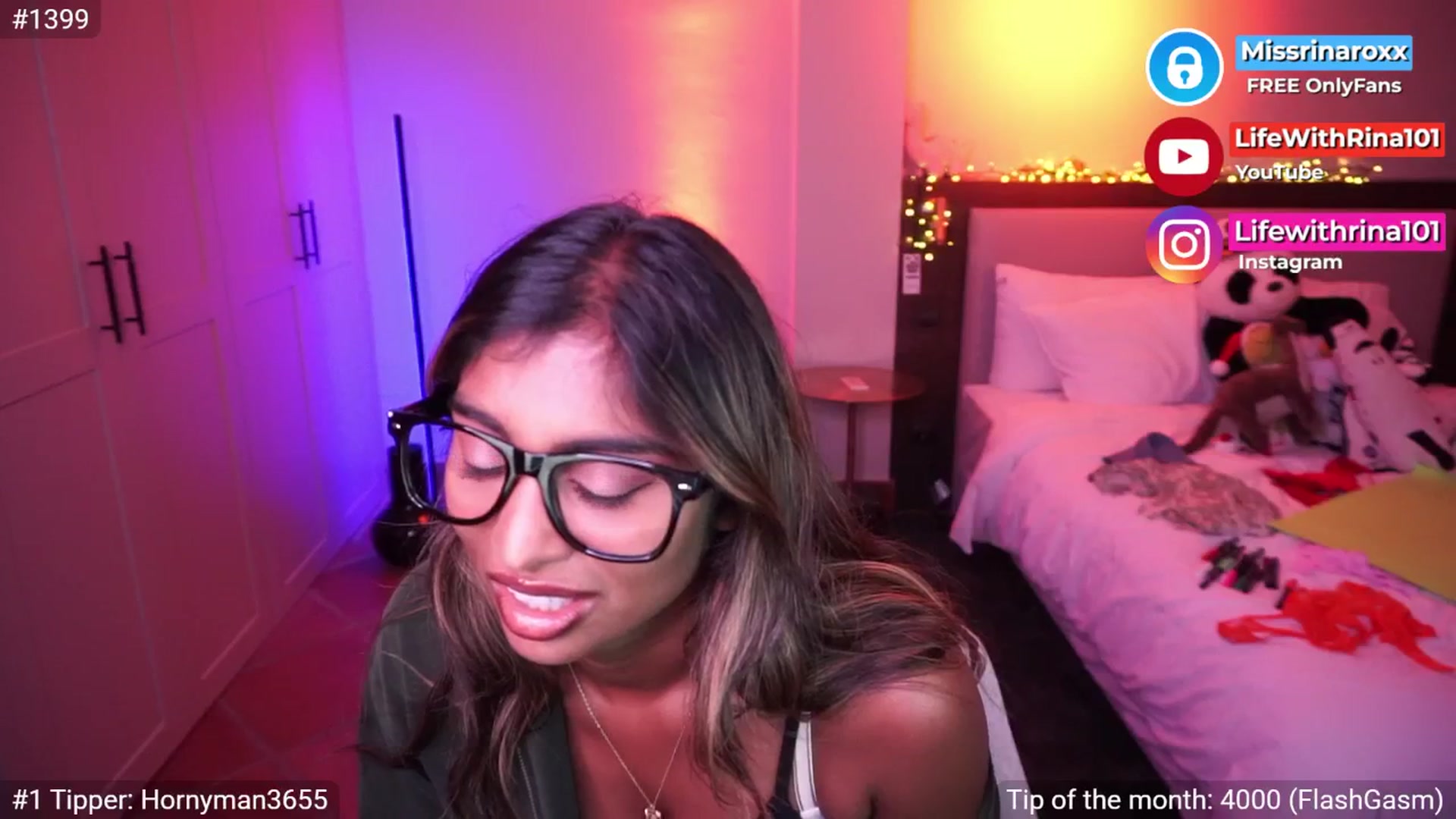 Gallery image thumbnail from Missrinaroxx's myfreecams stream on, 04/30/2026, 18:45 image 12 of 20