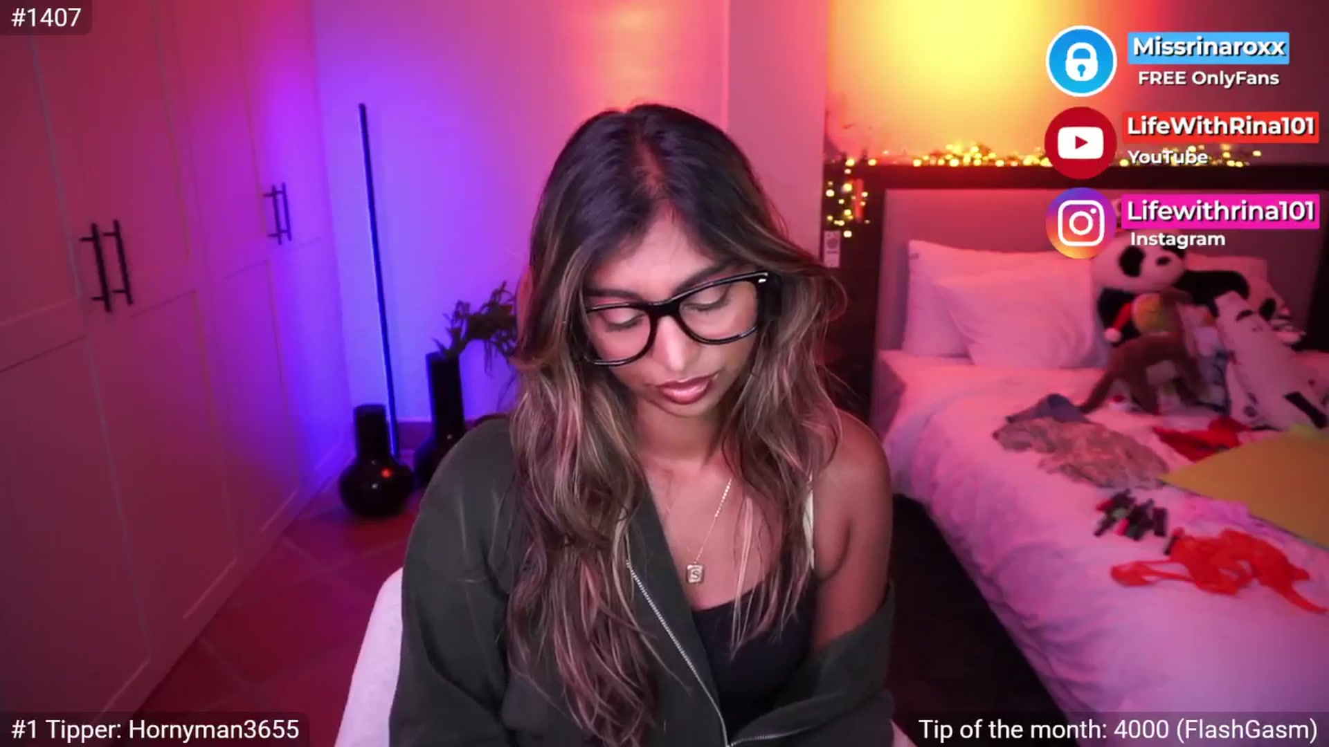 Gallery image thumbnail from Missrinaroxx's myfreecams stream on, 04/30/2026, 18:45 image 4 of 20