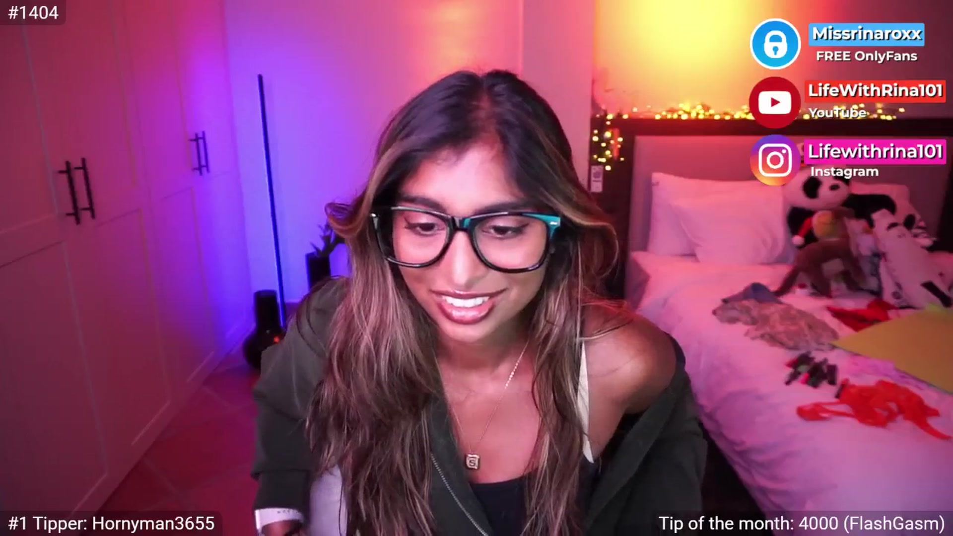Gallery image thumbnail from Missrinaroxx's myfreecams stream on, 04/30/2026, 18:45 image 8 of 20