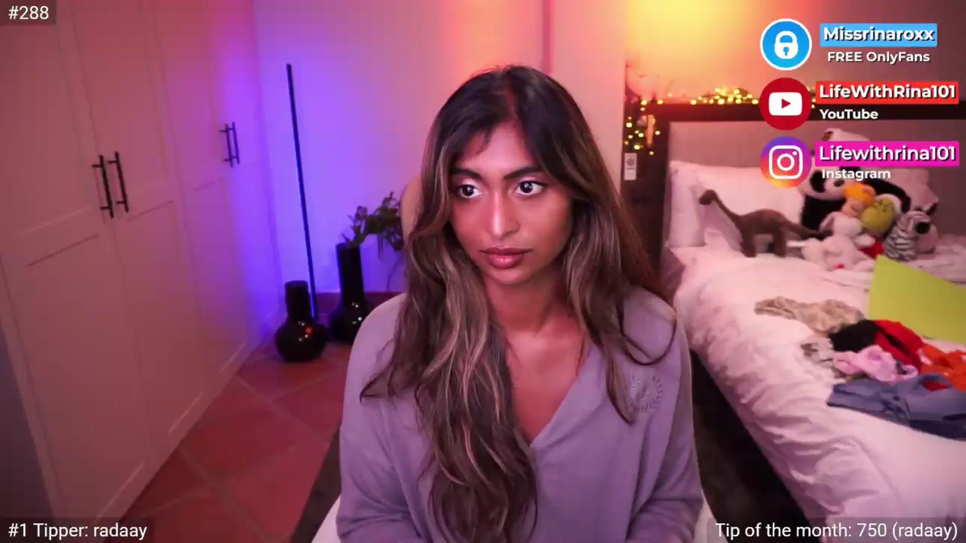 Gallery image thumbnail from Missrinaroxx's myfreecams stream on, 05/02/2026, 20:32 image 11 of 20
