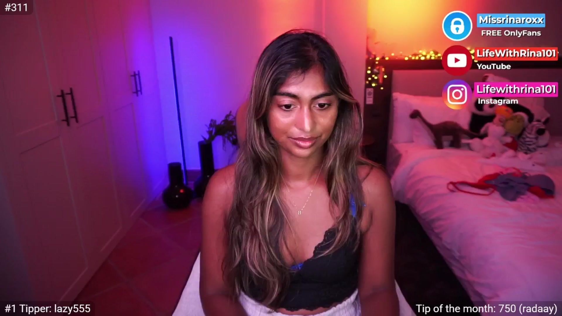 Gallery image thumbnail from Missrinaroxx's myfreecams stream on, 05/03/2026, 19:46 image 18 of 20
