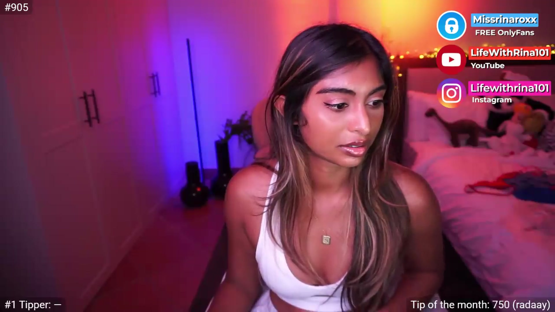Gallery image thumbnail from Missrinaroxx's myfreecams stream on, 05/14/2026, 20:18 image 11 of 20