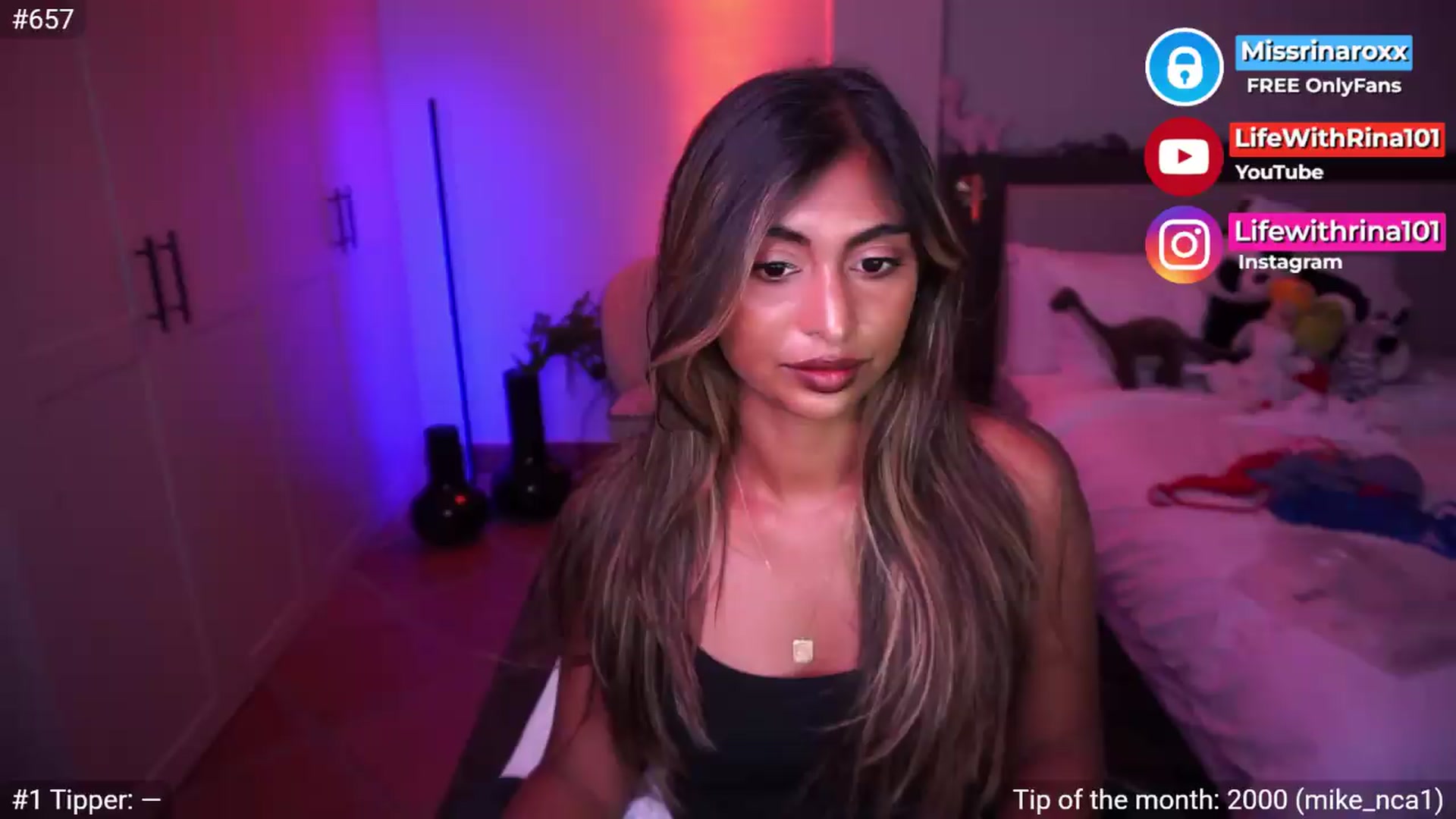 Gallery image thumbnail from Missrinaroxx's myfreecams stream on, 05/15/2026, 19:33 image 11 of 20