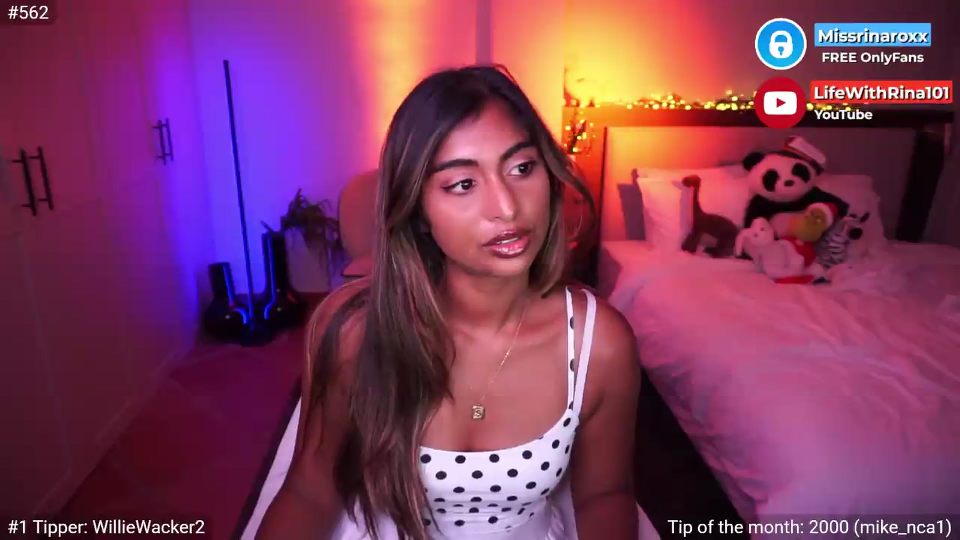 Gallery image thumbnail from Missrinaroxx's myfreecams stream on, 05/21/2026, 19:36 image 14 of 20