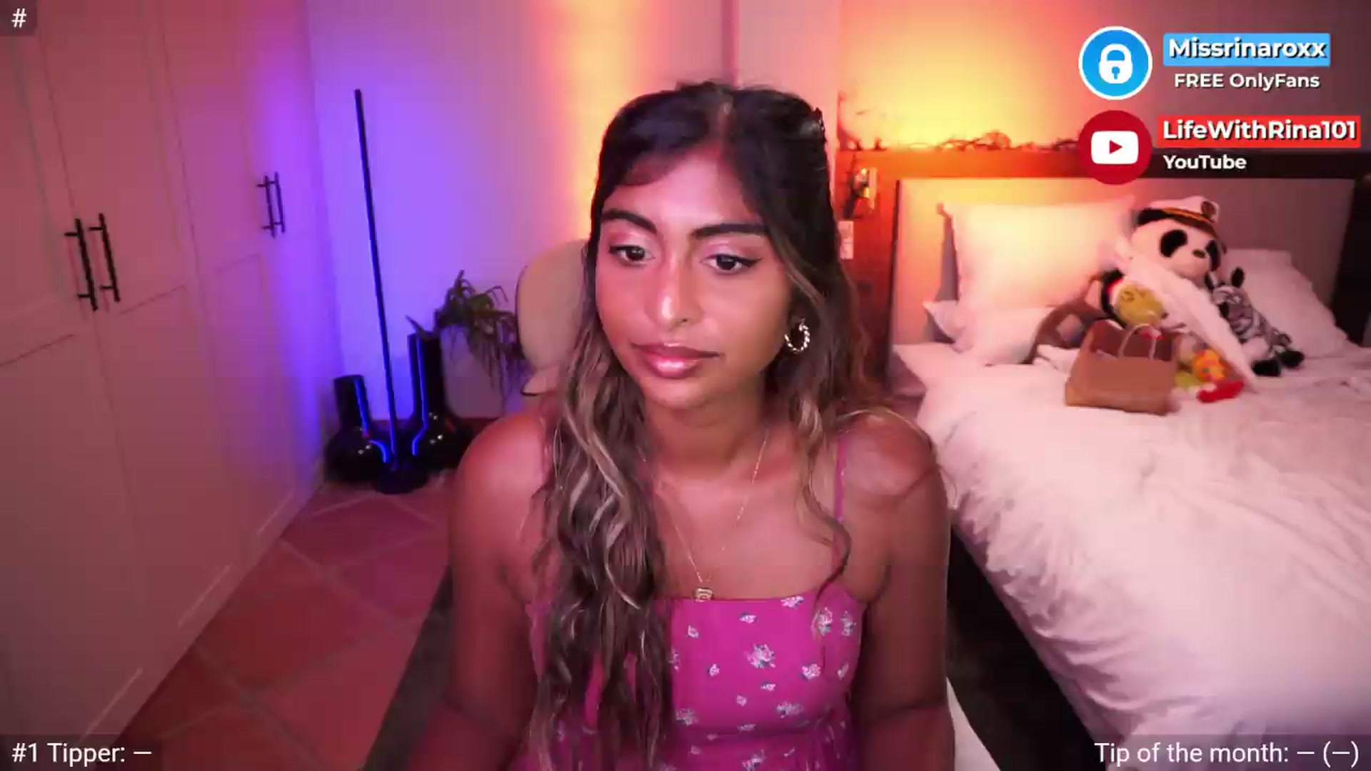 Gallery image thumbnail from Missrinaroxx's myfreecams stream on, 06/01/2026, 19:03 image 14 of 20