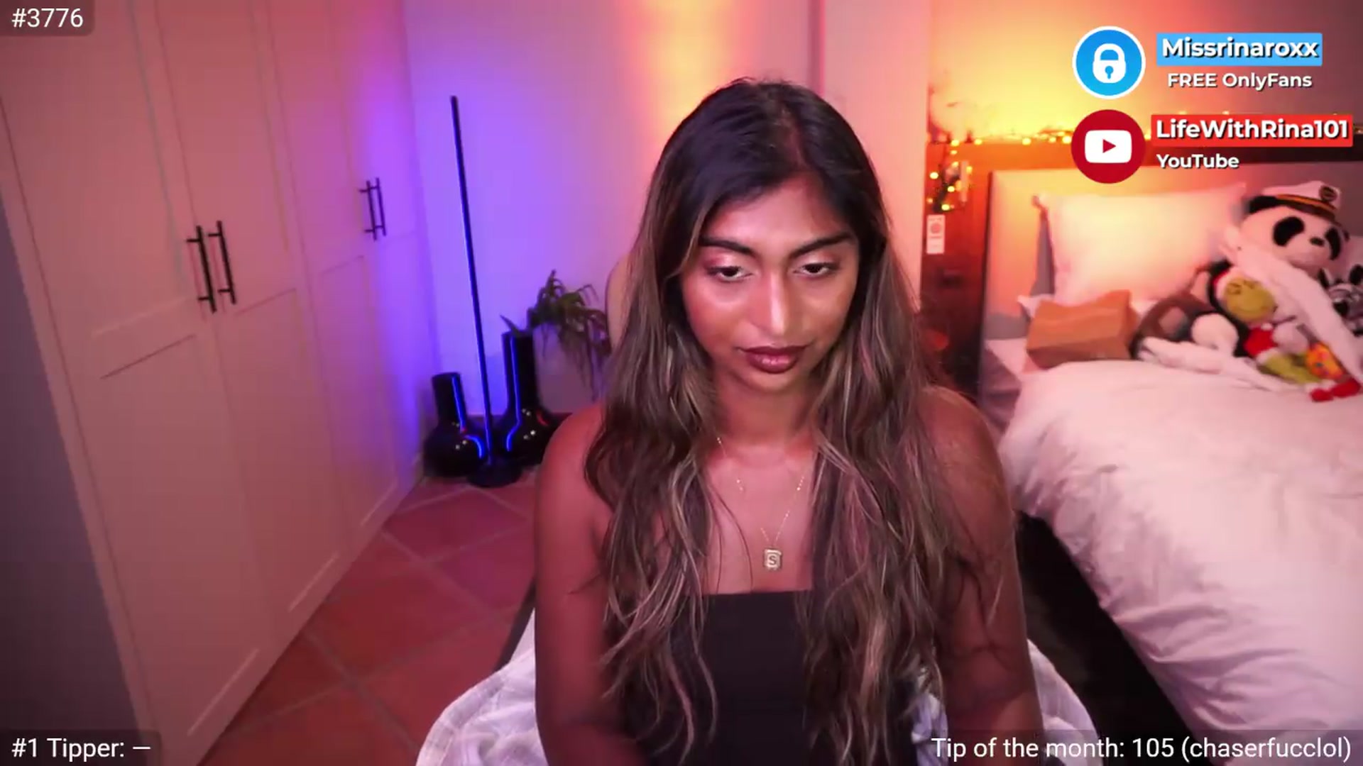 Gallery image thumbnail from Missrinaroxx's myfreecams stream on, 06/04/2026, 19:07 image 6 of 20