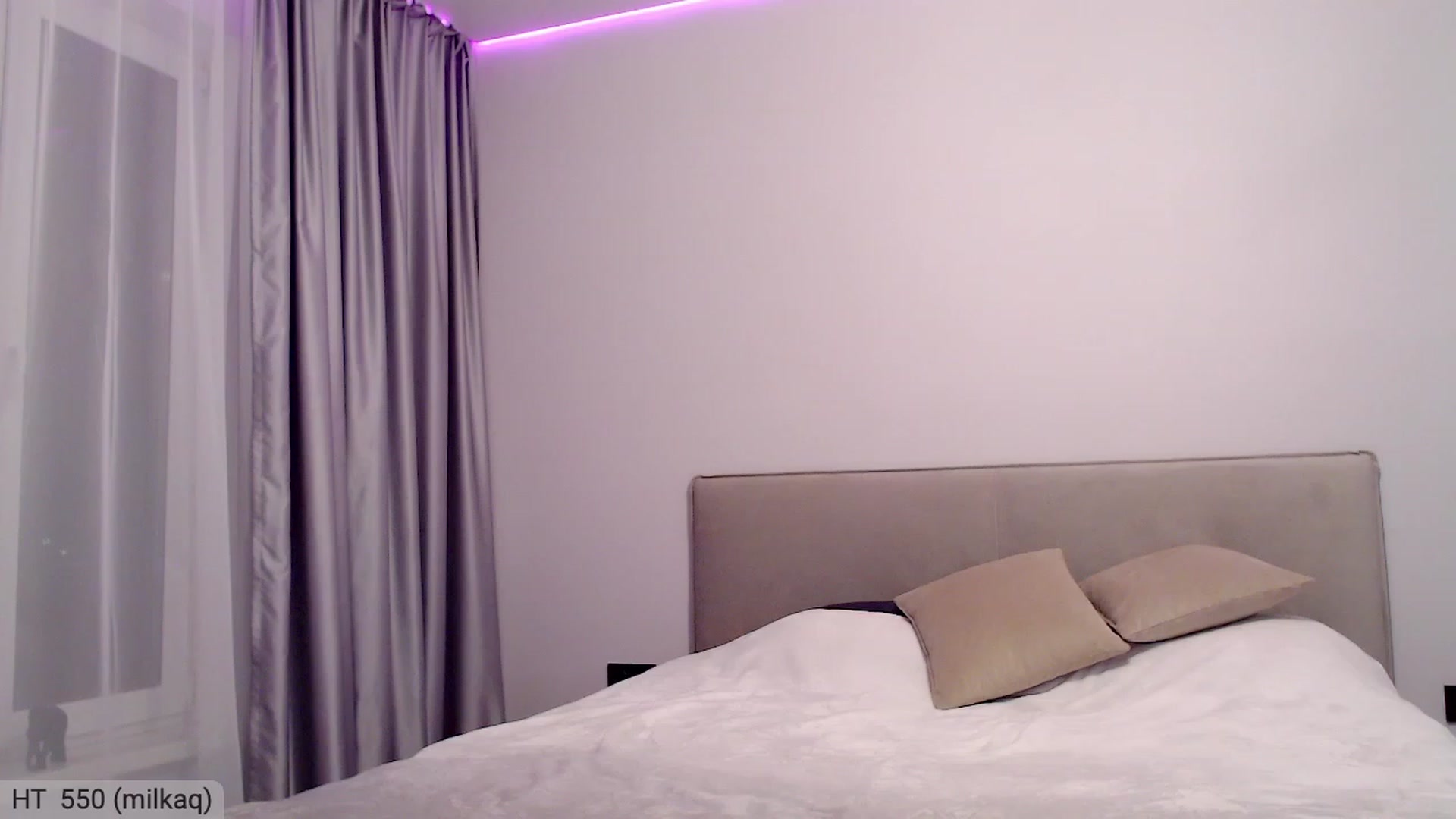 Gallery image thumbnail from MisssAmazing's myfreecams stream on, 12/02/2022, 21:57 image 18 of 20