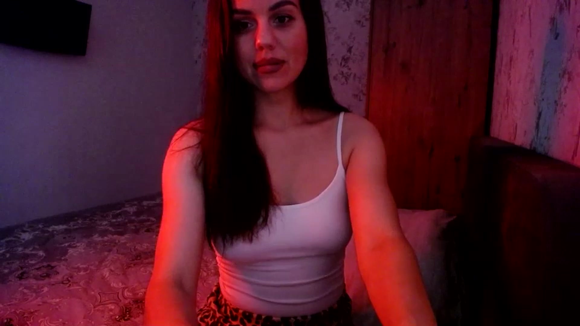 Gallery image thumbnail from MisssAnny's myfreecams stream on, 05/28/2025, 14:55 image 18 of 20