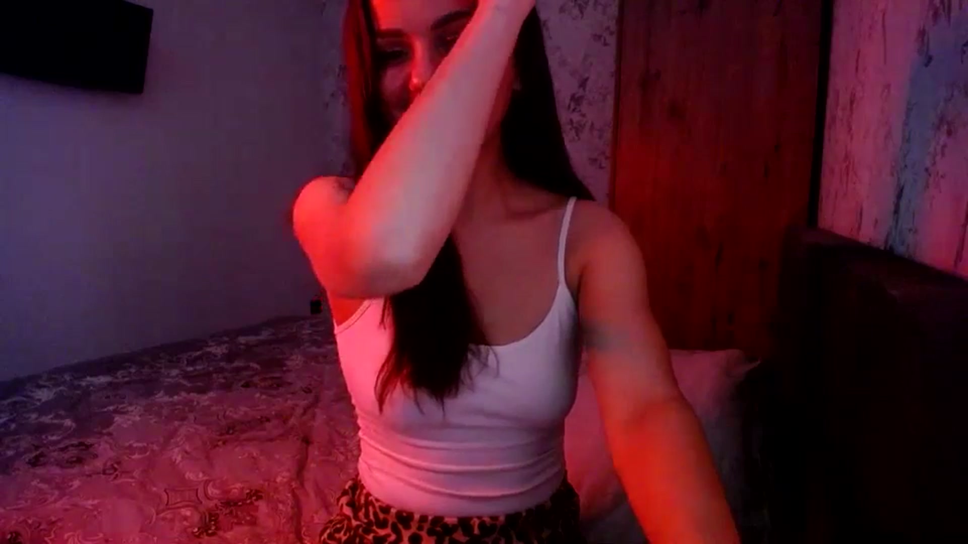 Gallery image thumbnail from MisssAnny's myfreecams stream on, 05/28/2025, 14:55 image 10 of 20