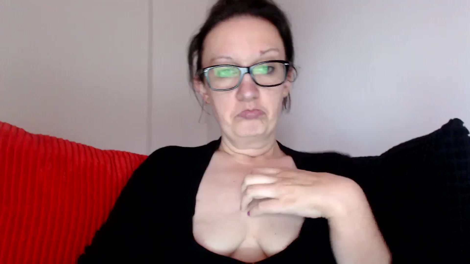 Gallery image thumbnail from MisssCutiePie's myfreecams stream on, 02/22/2024, 15:38 image 13 of 20