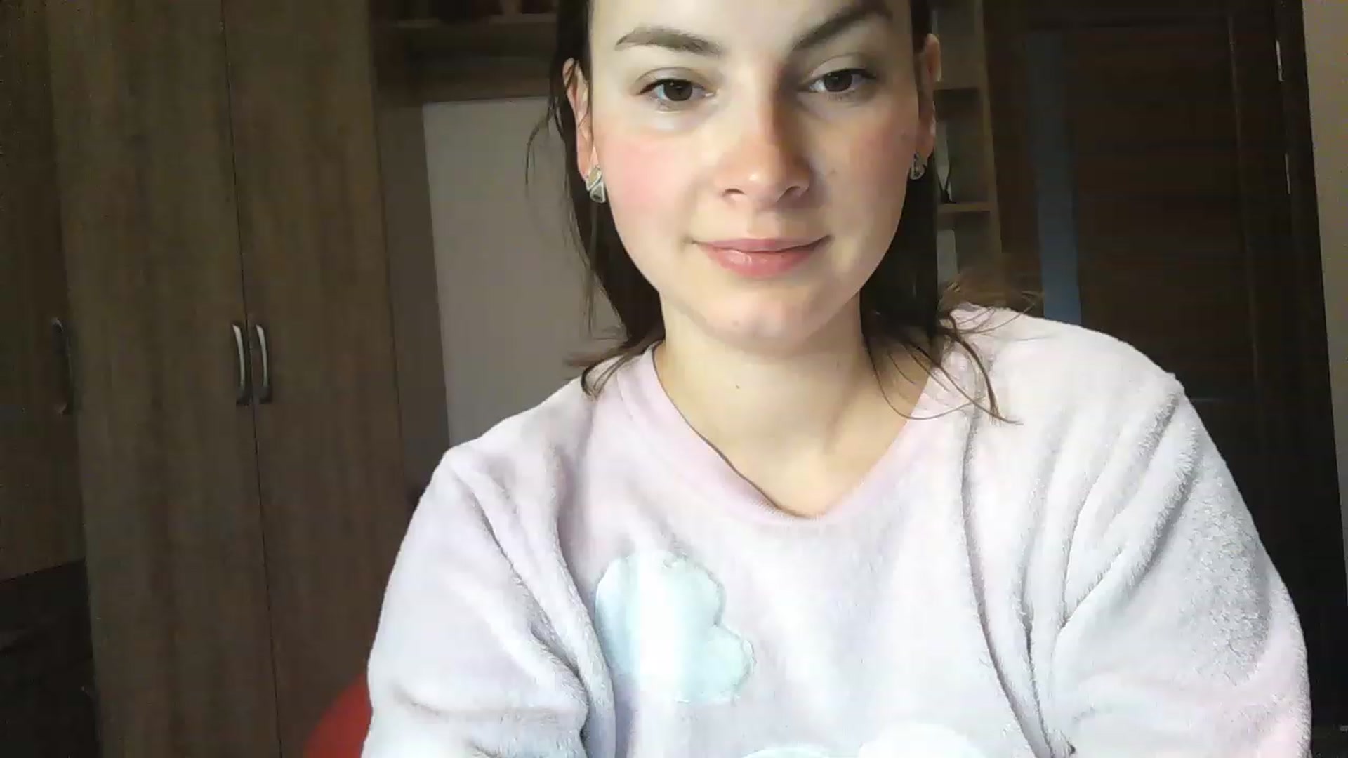 Gallery image thumbnail from MisssLove_is's myfreecams stream on, 12/02/2022, 07:53 image 12 of 20
