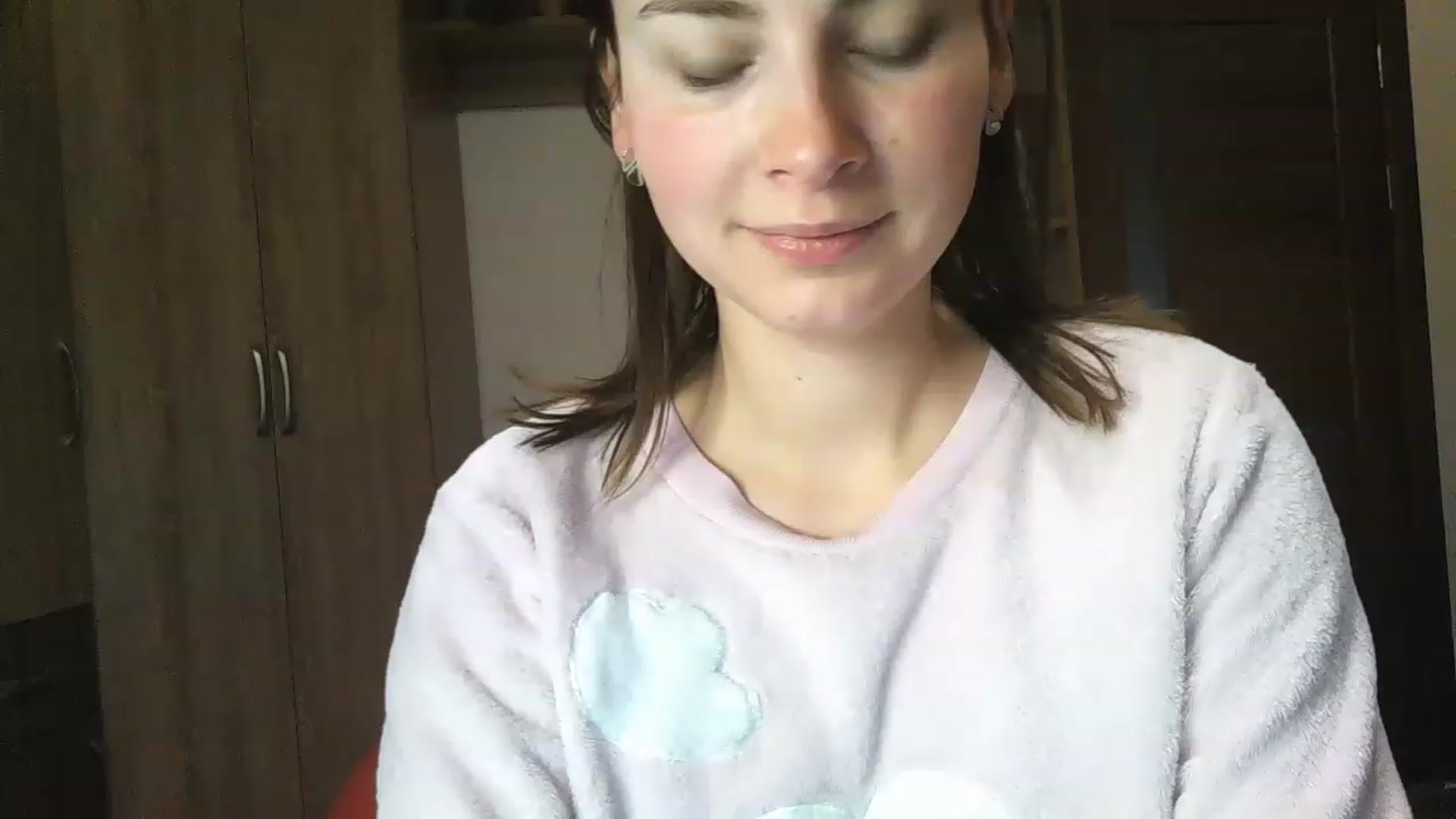 Gallery image thumbnail from MisssLove_is's myfreecams stream on, 12/02/2022, 07:53 image 8 of 20