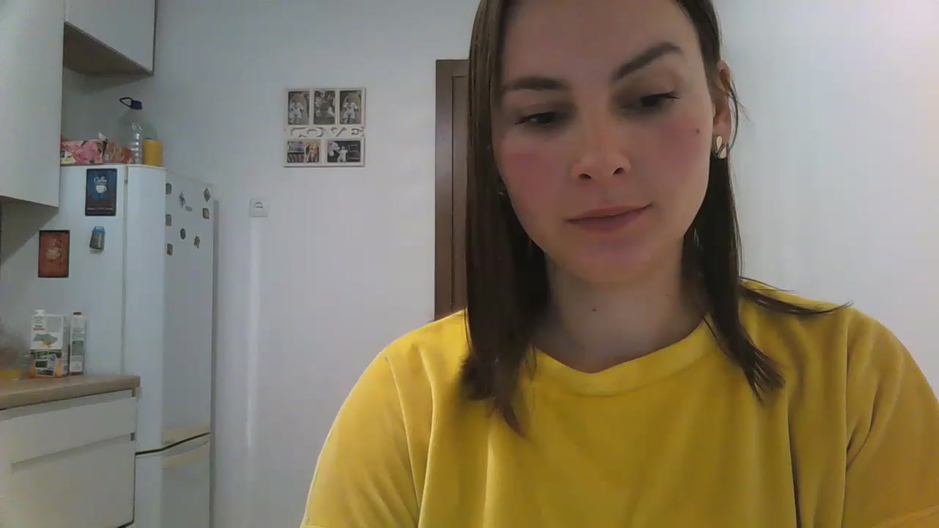 Gallery image thumbnail from MisssLove_is's myfreecams stream on, 12/03/2022, 14:31 image 10 of 20