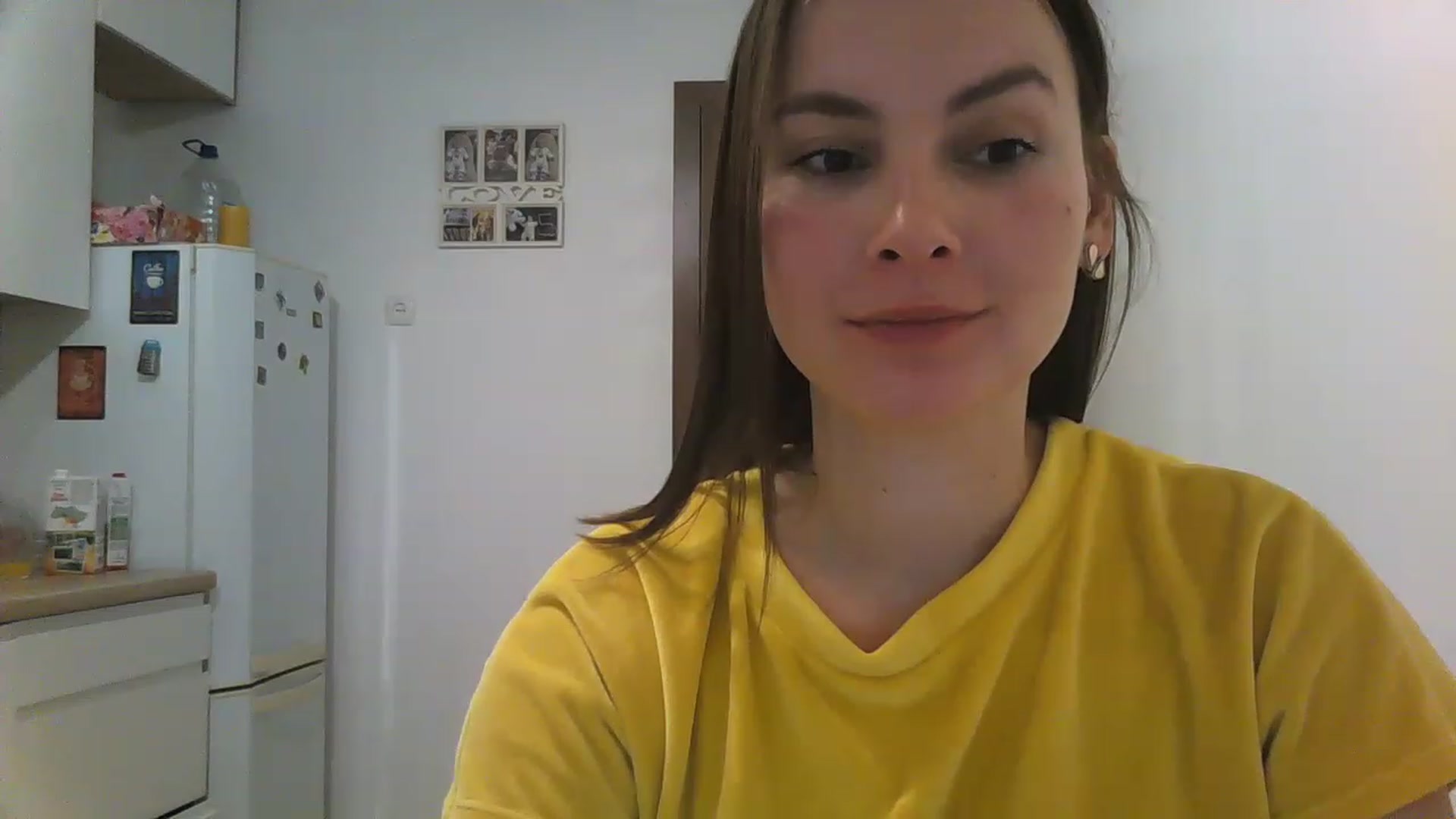 Gallery image thumbnail from MisssLove_is's myfreecams stream on, 12/03/2022, 14:31 image 3 of 20