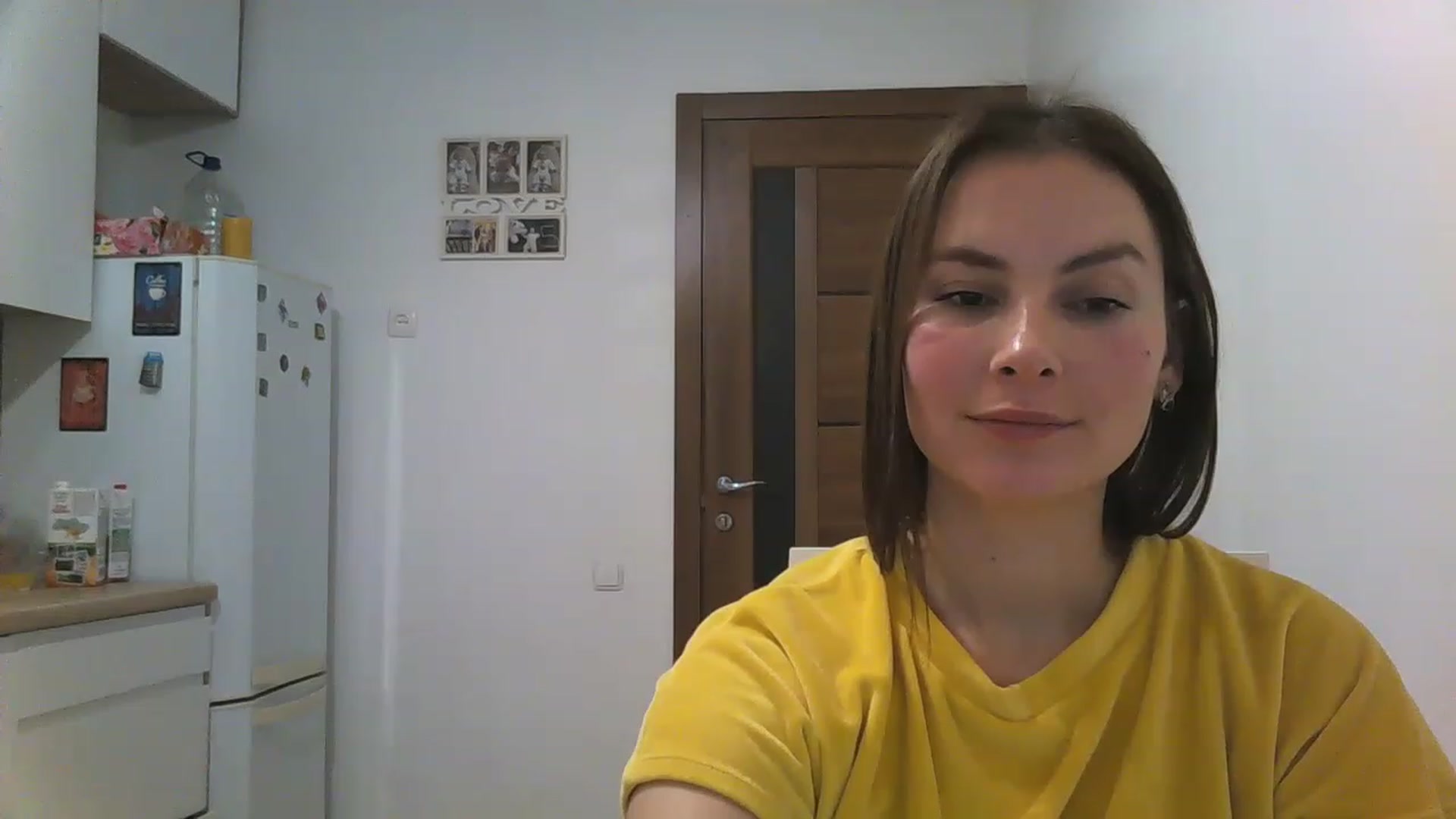 Gallery image thumbnail from MisssLove_is's myfreecams stream on, 12/03/2022, 14:31 image 12 of 20