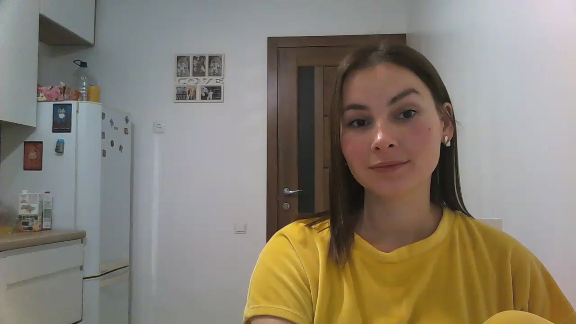 Gallery image thumbnail from MisssLove_is's myfreecams stream on, 12/03/2022, 14:31 image 11 of 20