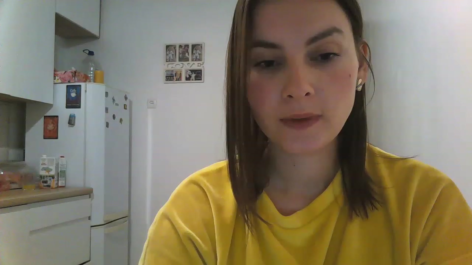 Gallery image thumbnail from MisssLove_is's myfreecams stream on, 12/03/2022, 15:15 image 16 of 20