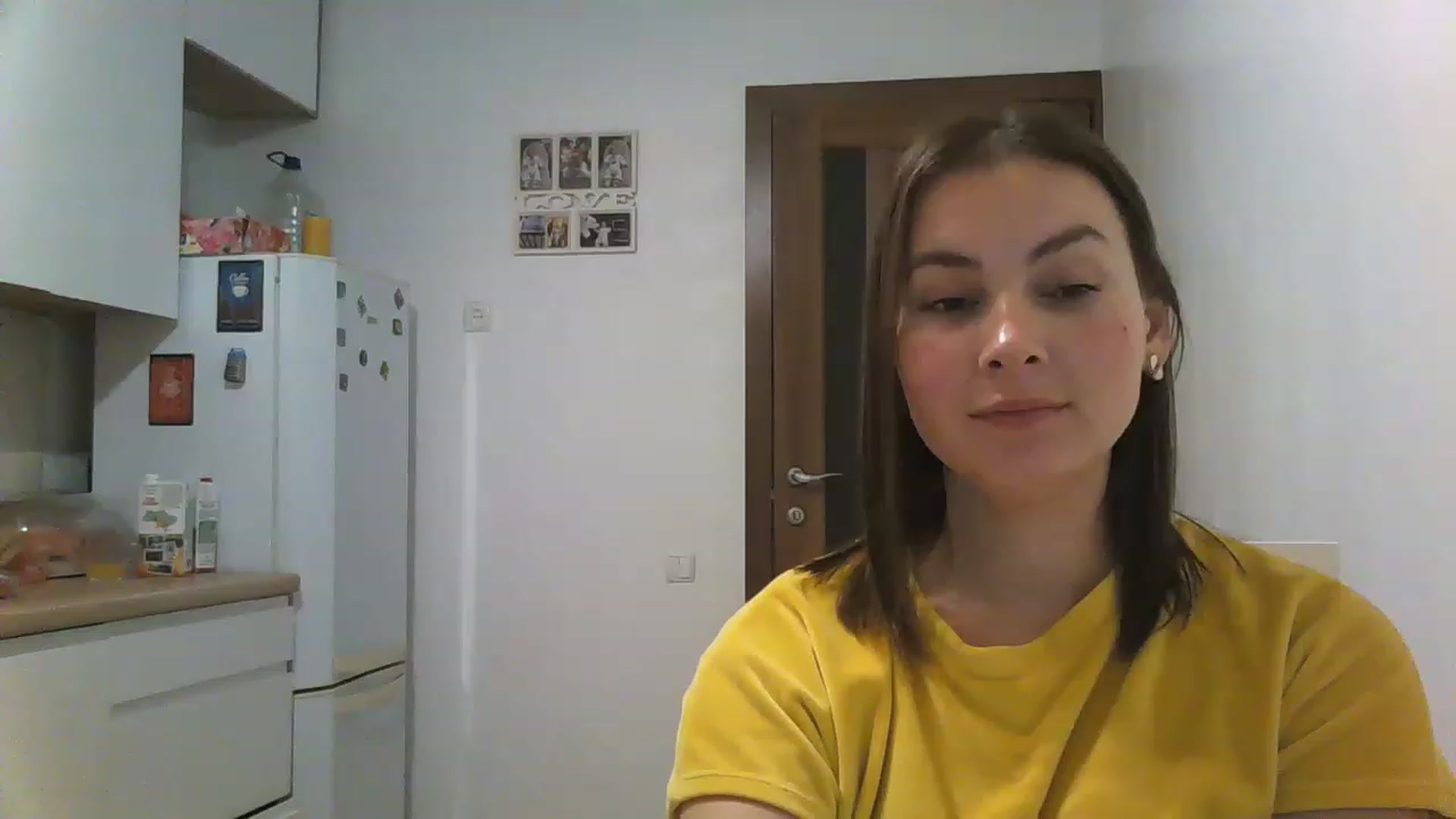 Gallery image thumbnail from MisssLove_is's myfreecams stream on, 12/03/2022, 15:15 image 5 of 20